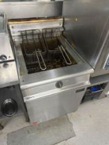 Falcon Dominator Single Tank Twin Basket Free Standing Gas Fryer G3860 Capacity 24Ltr Material
