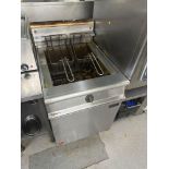 Falcon Dominator Single Tank Twin Basket Free Standing Gas Fryer G3860 Capacity 24Ltr Material