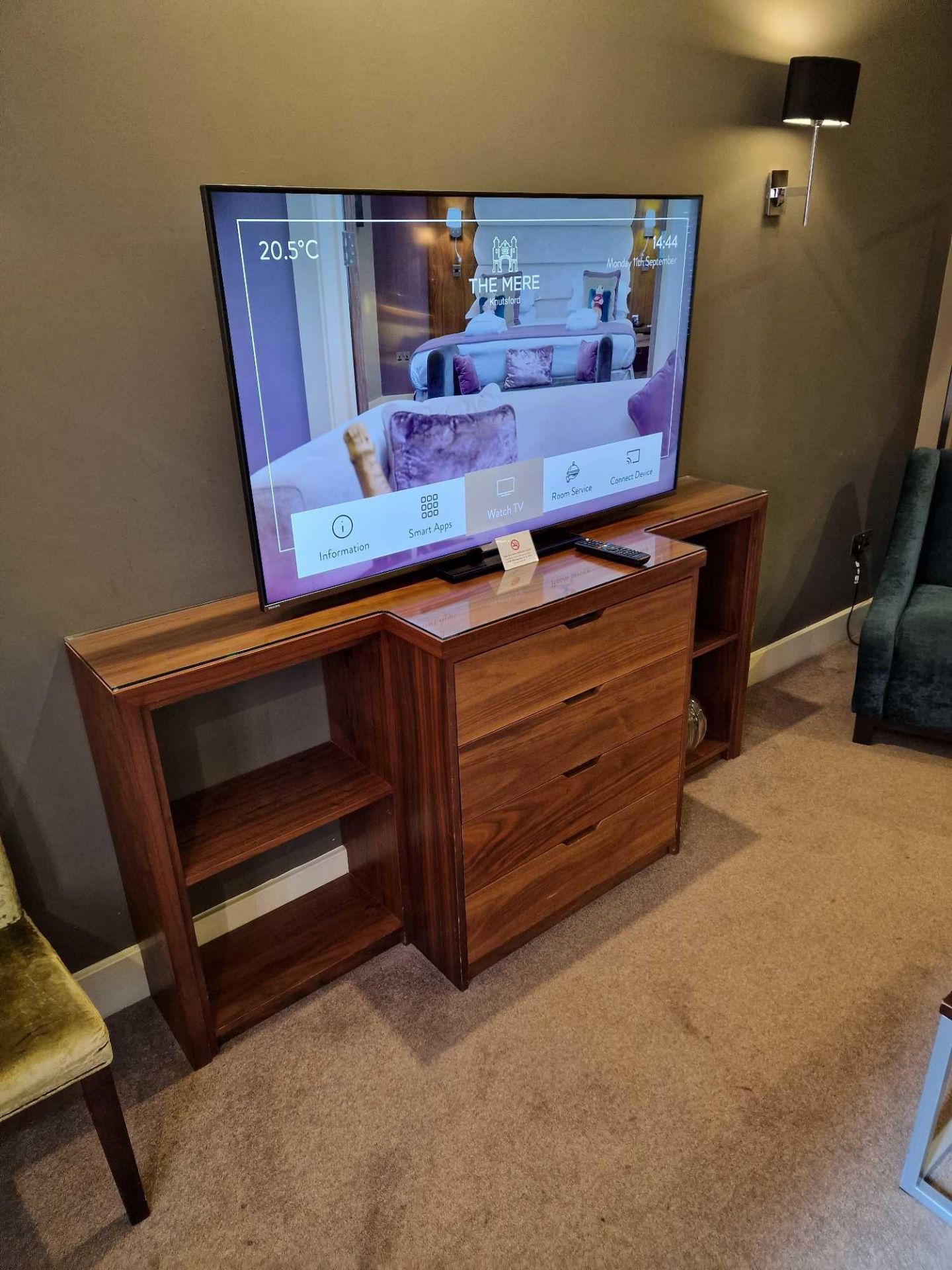 A breakfront cherrywood oak finish four drawer console dresser with glass protective top 190 x 50