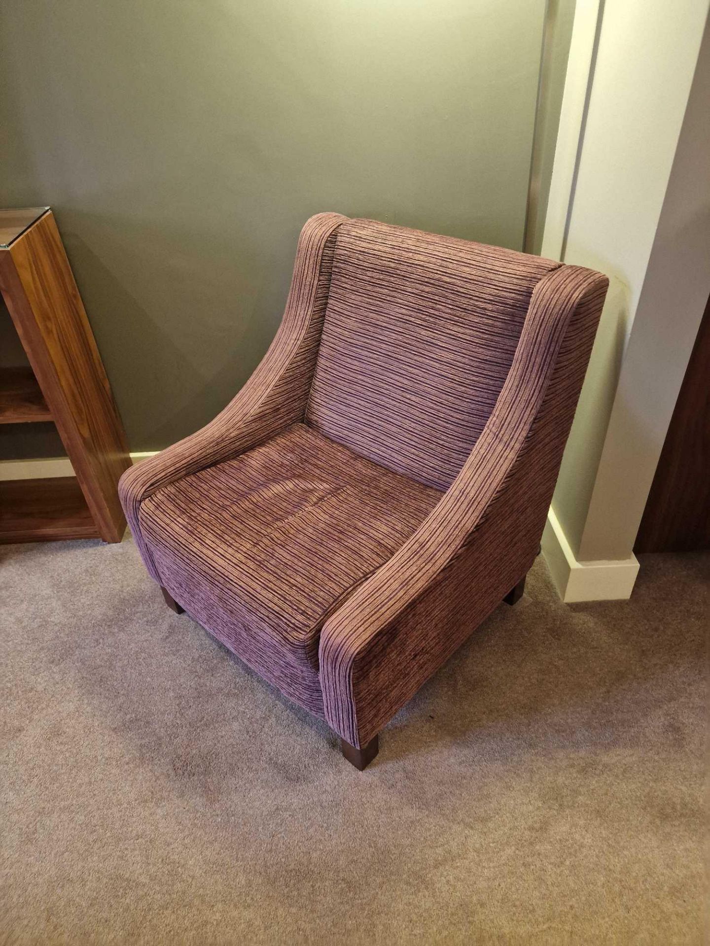 An upholstered relaxer chair 78 x 54 x 86cm ( Location : 10)