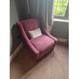 An upholstered relaxer chair 78 x 54 x 86cm ( Location : 122)