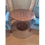 Oak finish coffee table 70 x 60cm ( Location : 122)