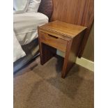 A pair of single drawer nightstands finished in dark stain cherrywood 40 x x35 x 56cm ( Location :