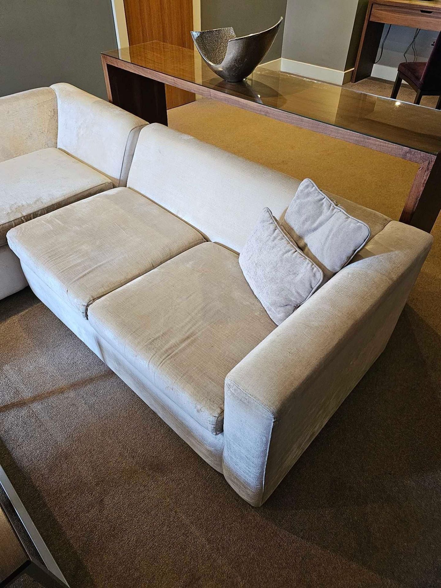 An upholstered contract hospitality sofa / sofa bed 240 /160 x 90 x 65cm ( Location : ) - Image 3 of 3