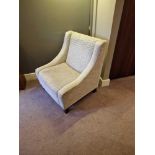 An upholstered relaxer chair 78 x 54 x 86cm ( Location : 231)
