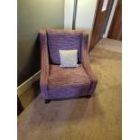 An upholstered relaxer chair 78 x 54 x 86cm ( Location : 109)