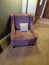 An upholstered relaxer chair 78 x 54 x 86cm ( Location : 109)