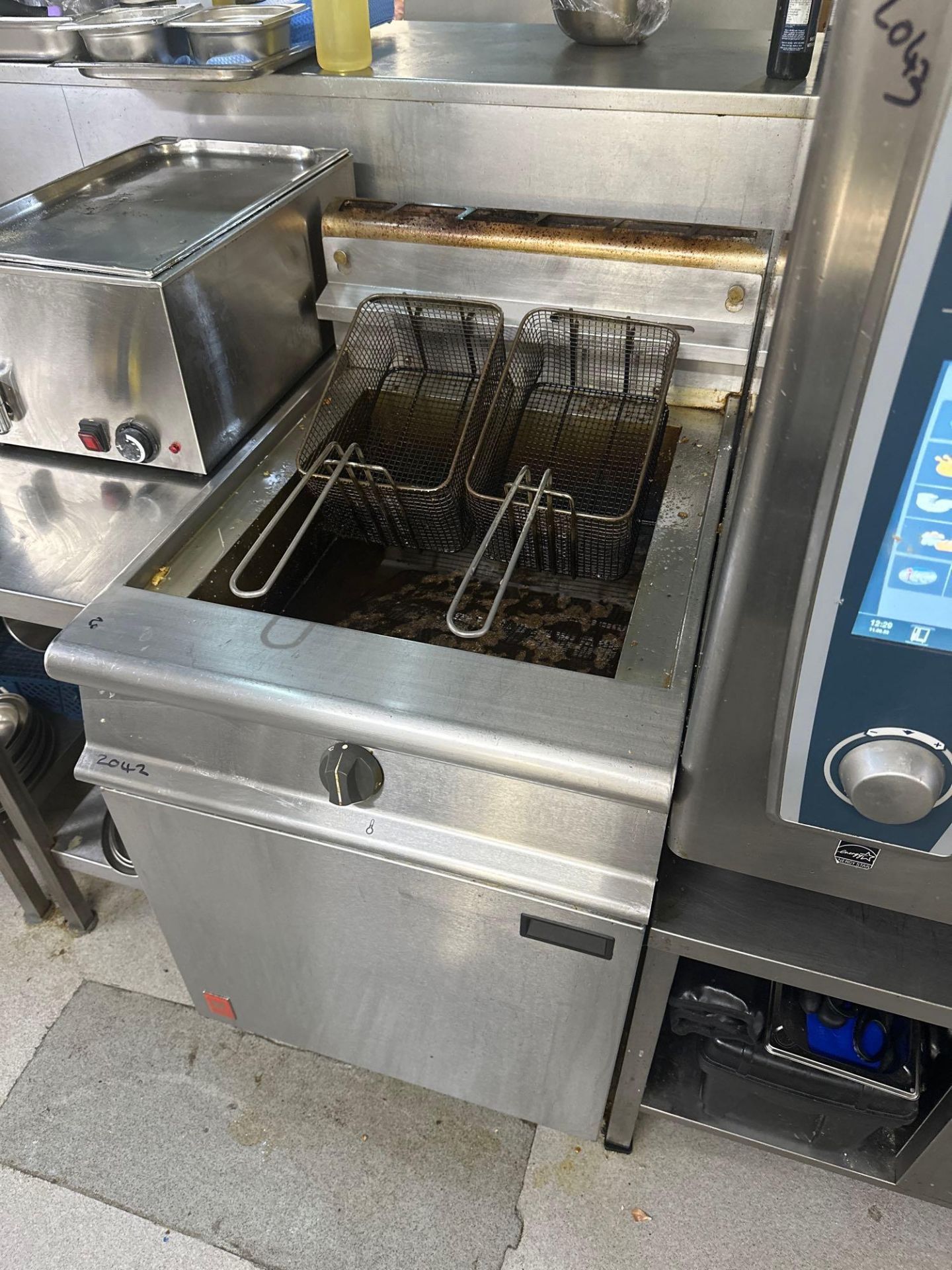 Falcon Dominator Single Tank Twin Basket Free Standing Gas Fryer G3860 Capacity 24Ltr Material - Bild 2 aus 5