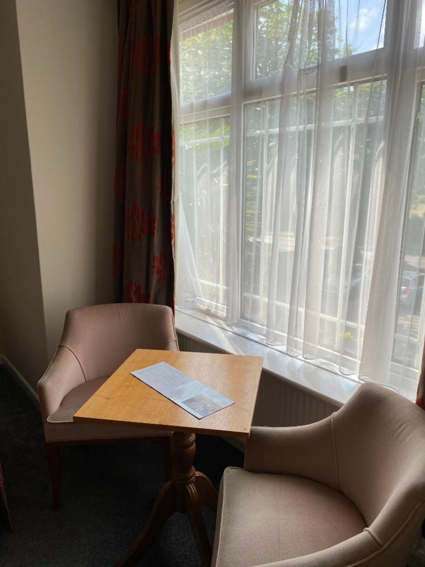 Contents of guest bedroom number 7 at the Brookfield Hotel. Darkwood bedroom desk with 3 drawers and - Image 2 of 3