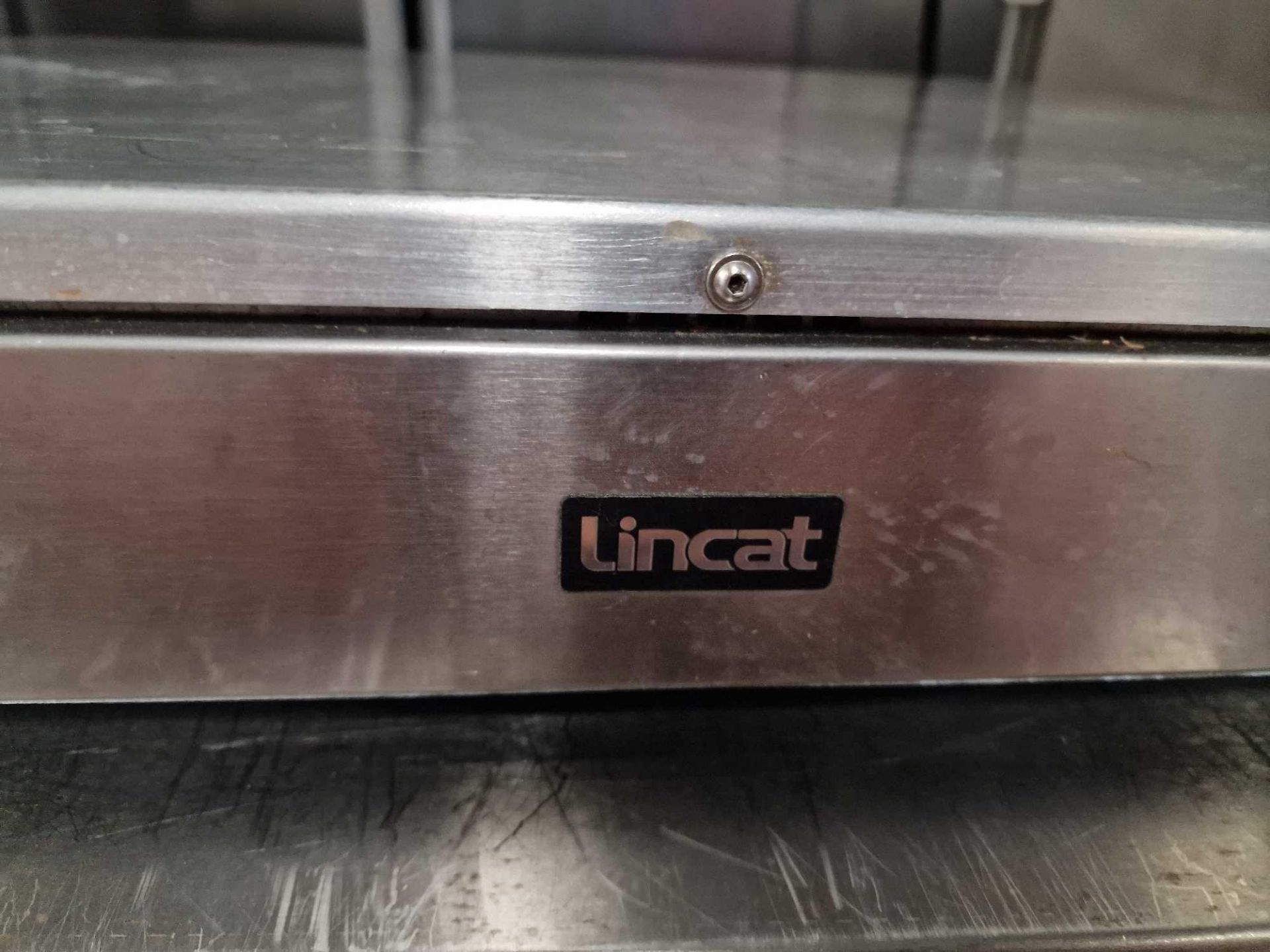 Lincat HB2 table top warming plate thermostatic control allows base heat to be adjusted to suit a - Bild 2 aus 2