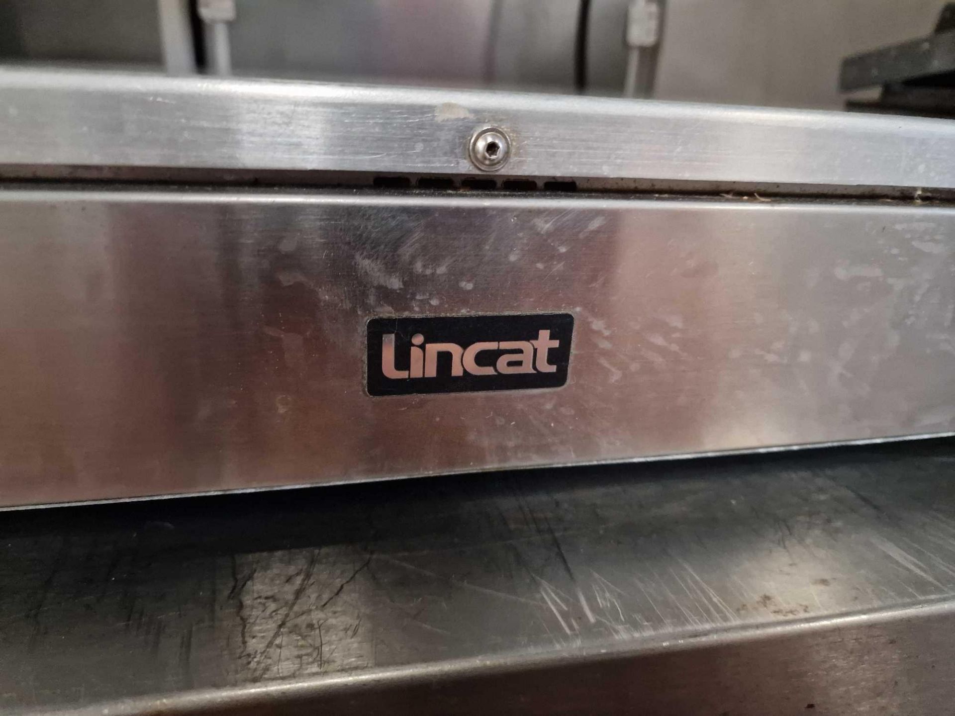 Lincat HB2 table top warming plate thermostatic control allows base heat to be adjusted to suit a - Bild 2 aus 2
