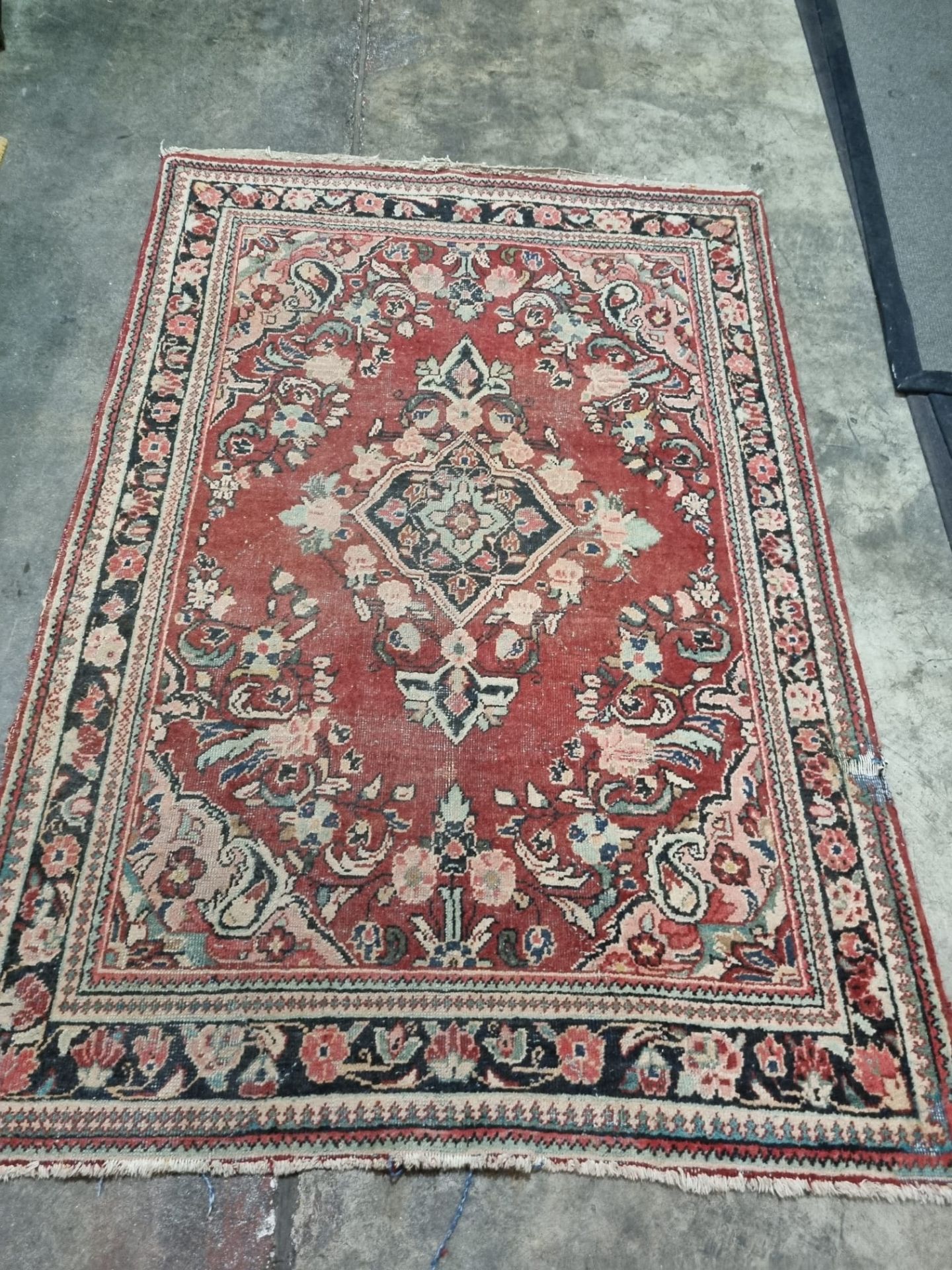 Mahal Persian Style Area Rug (AF) 135 x 198cm - Image 3 of 4