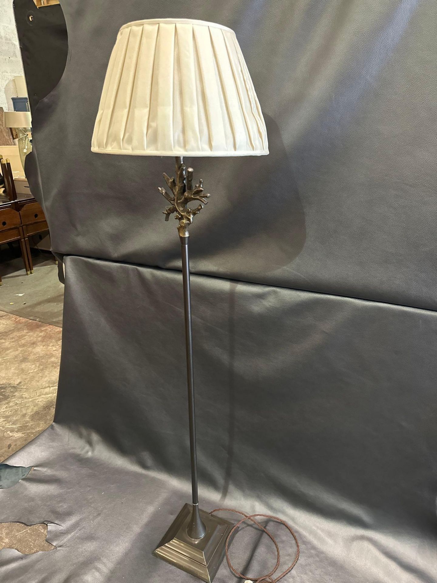 Heathfield And Co Coral Standard Lamp With Linen Shade 180cm - Image 5 of 5