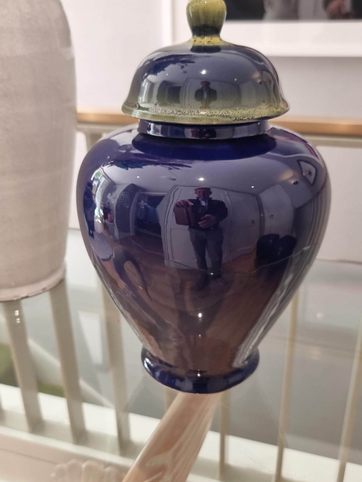 Blue Glazed Porcelain Ginger Jar with Lid Chinese Style With Stunning Lustre 30cm tall - Image 4 of 4