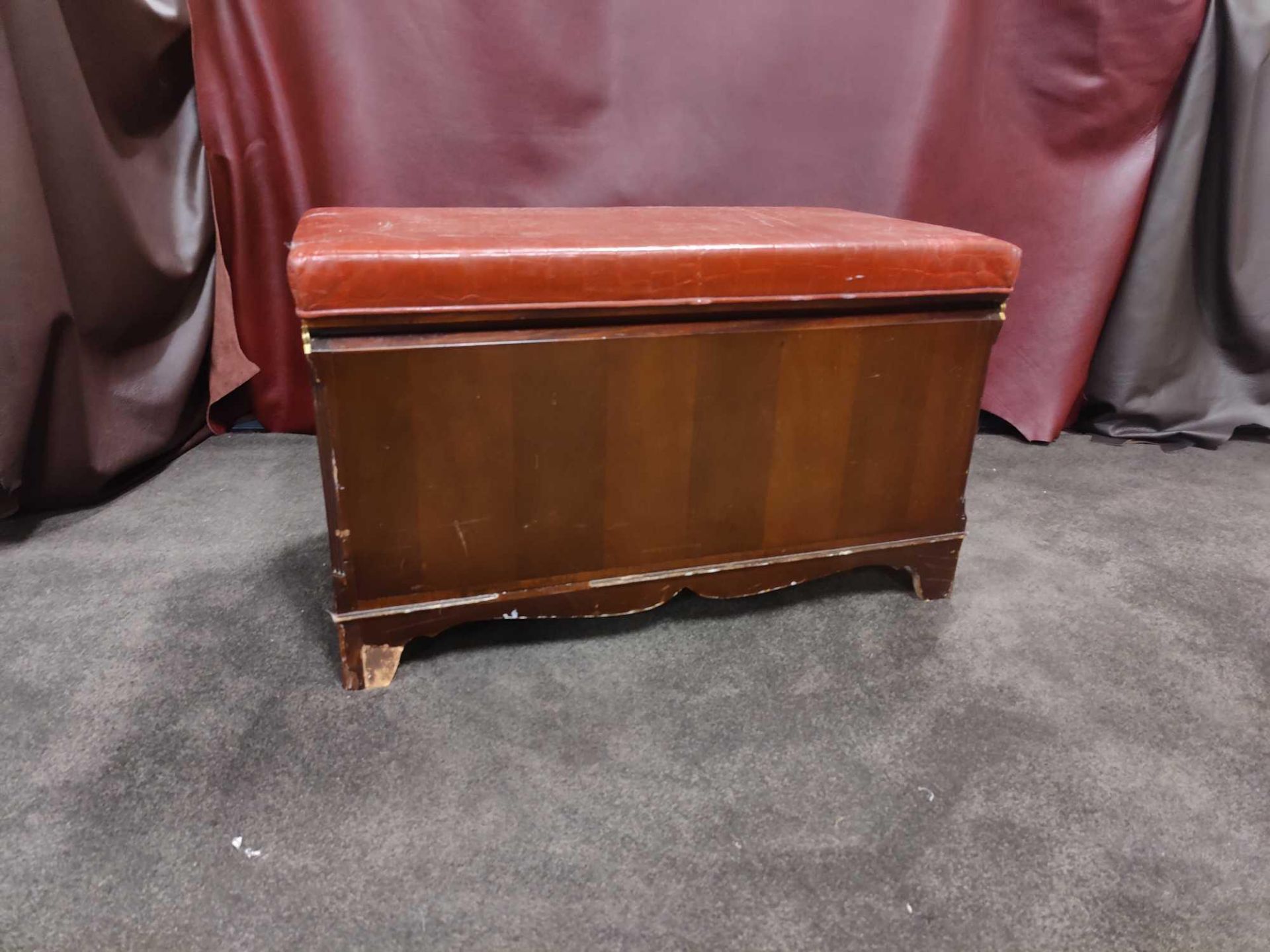 "A Mahogany Leather Top Ottoman - Image 3 of 3