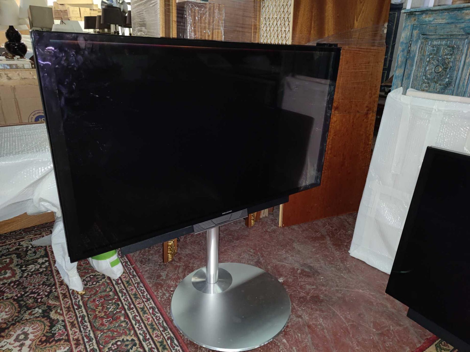 Bang Olufsen Beovision Avant 55" Hotel Ultra HDTV TV Resolution: 3840 x 2160 Px The Avant Also