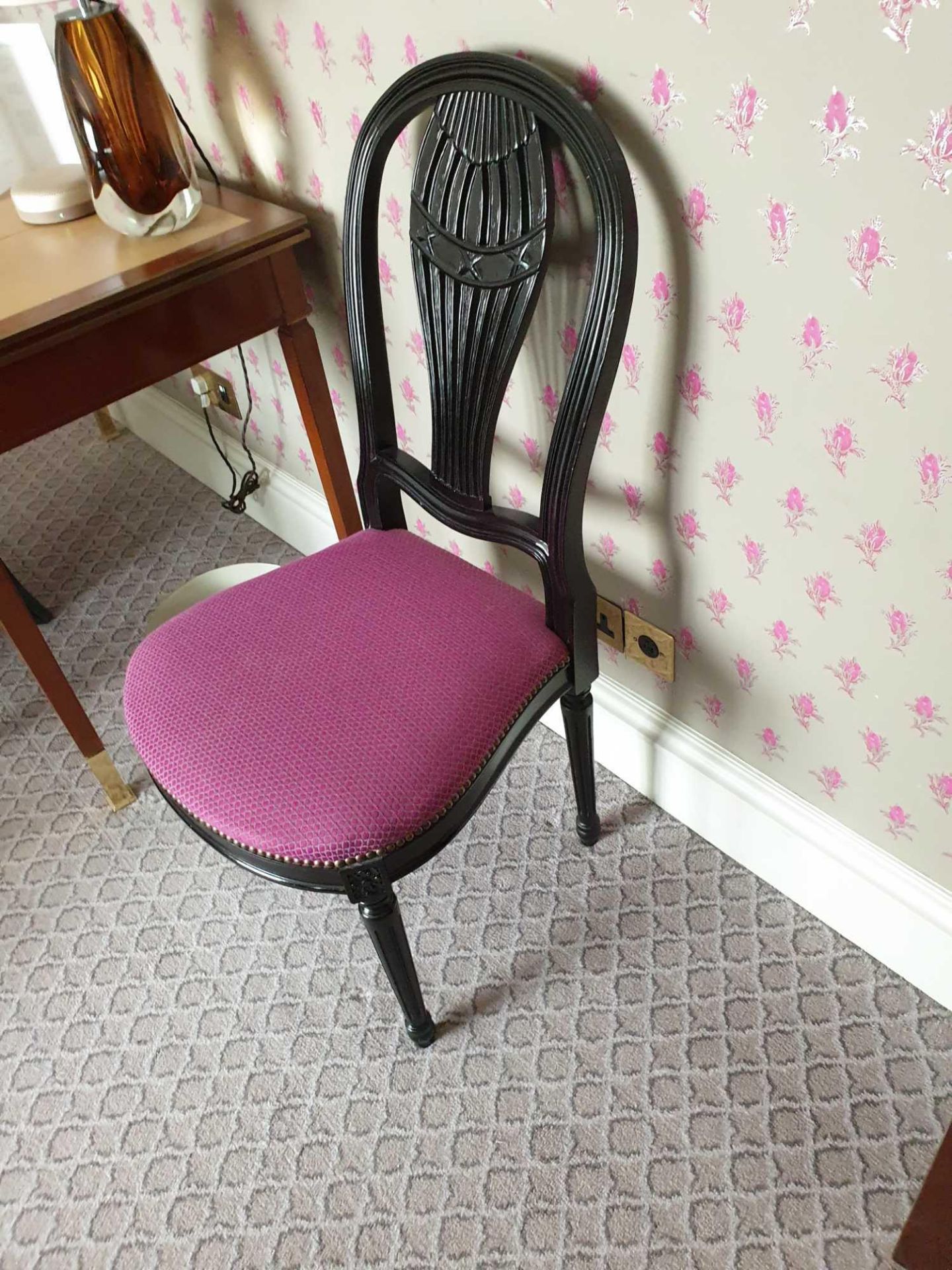 Georgian Style Side Chair Carved Vasiform Splat Upholstered Seat Pad With Stud