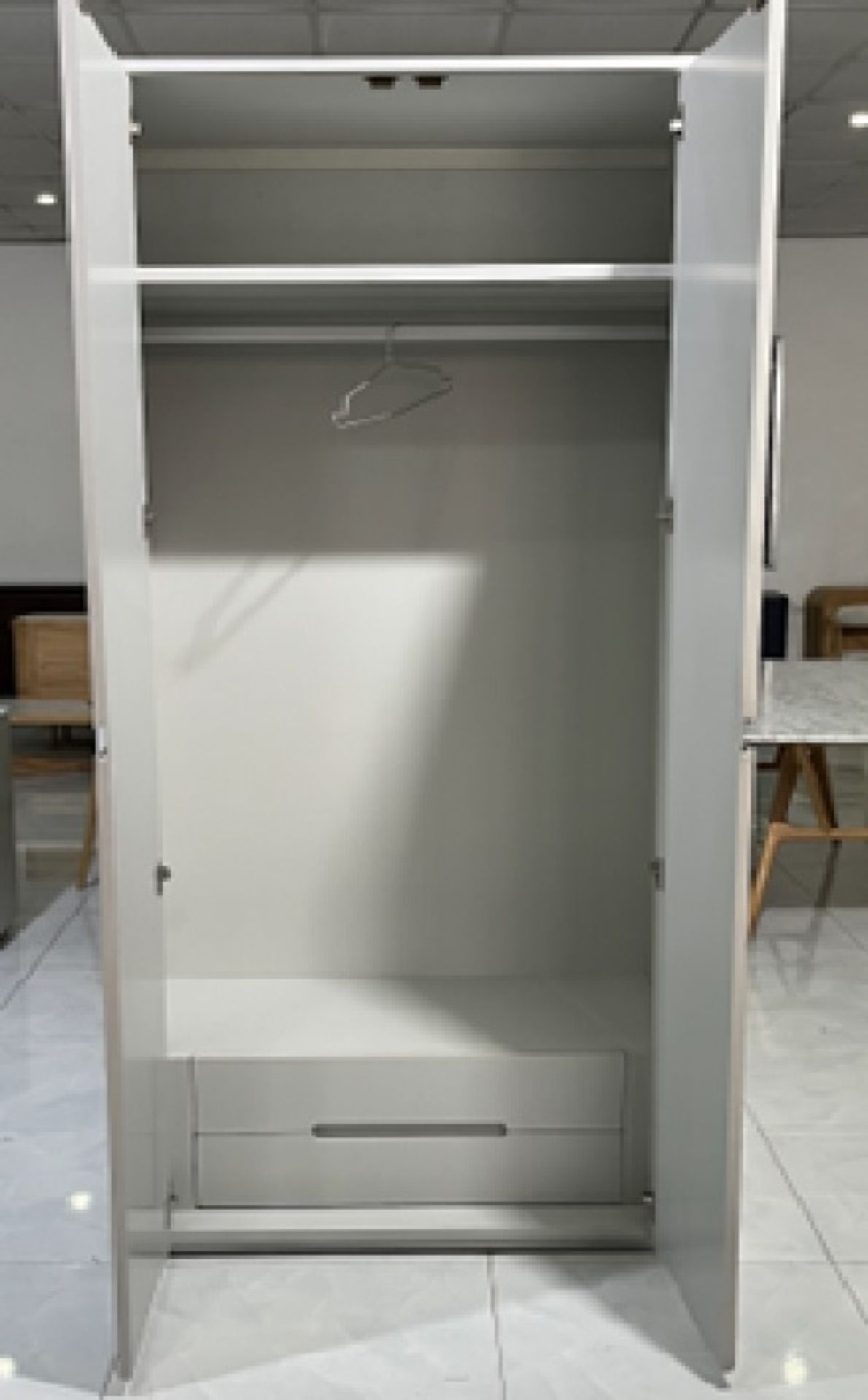 Florence Two Door Wardrobe A stylish grey gloss lacquer finish two door wardrobe with internal - Image 2 of 3