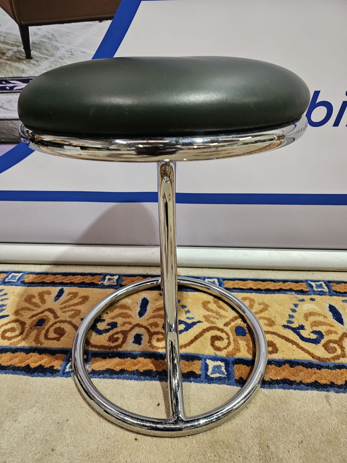 2 x Zoeftig Modern Chrome Vanity Stool Round Stool With green Vinyl Seat - Image 5 of 8