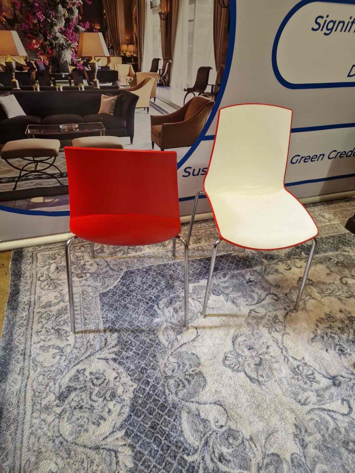 26 x Red And Cream Dining Chairs On Chrome Frame Legs 42 x 42 x 86cm - Image 3 of 3