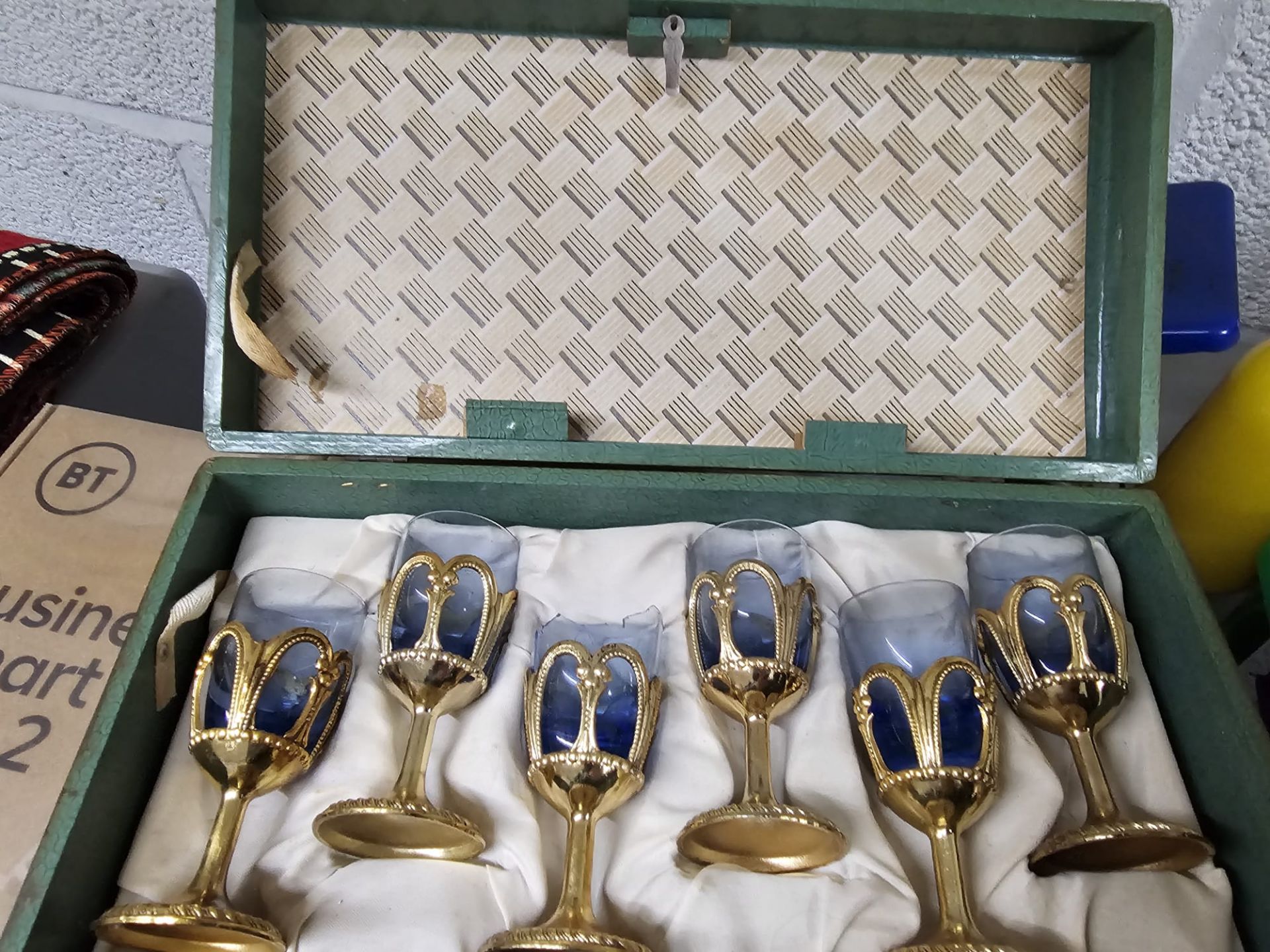 Goblet Set Brass and Cobalt Blue Glass Japanese post WWVintage boxed set of two piece goblets in - Bild 11 aus 16