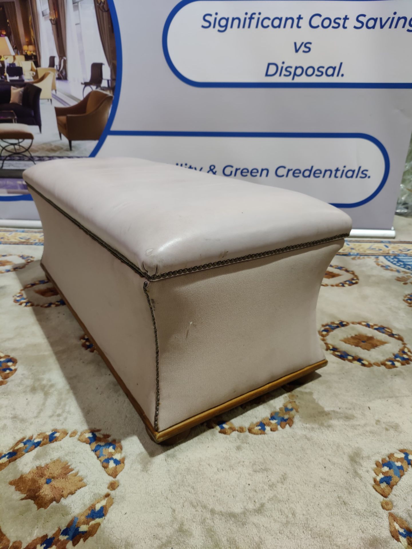 Pale Pink Leather Ottoman With Stud Detail And Wooden Base 121 x 52 x 50cm (IT 1026) - Image 2 of 4