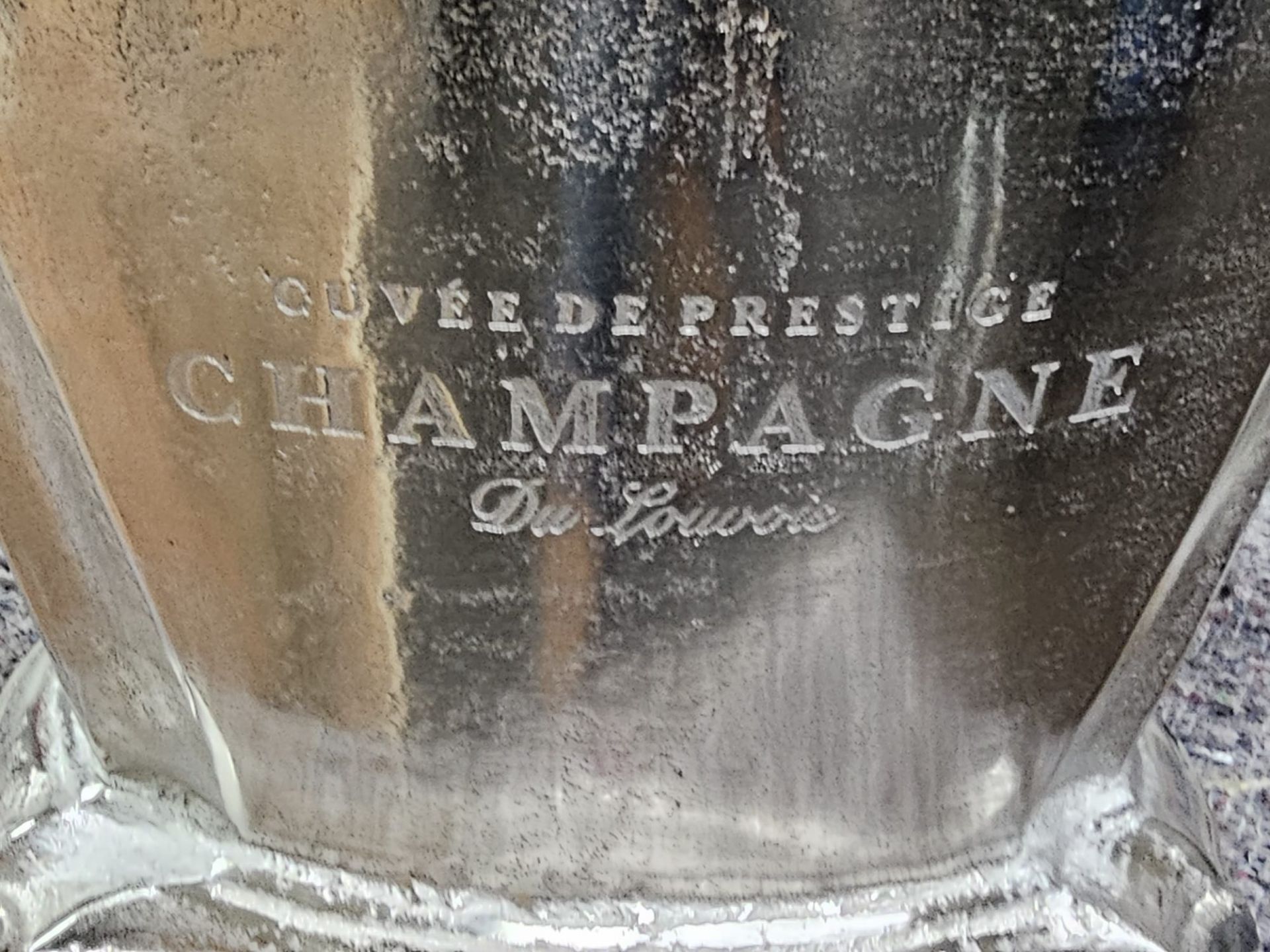 2 x Grand Brasserie Engraved Champagne Bucket the Deluxe Champagne Bucket; a timeless piece - Image 2 of 7