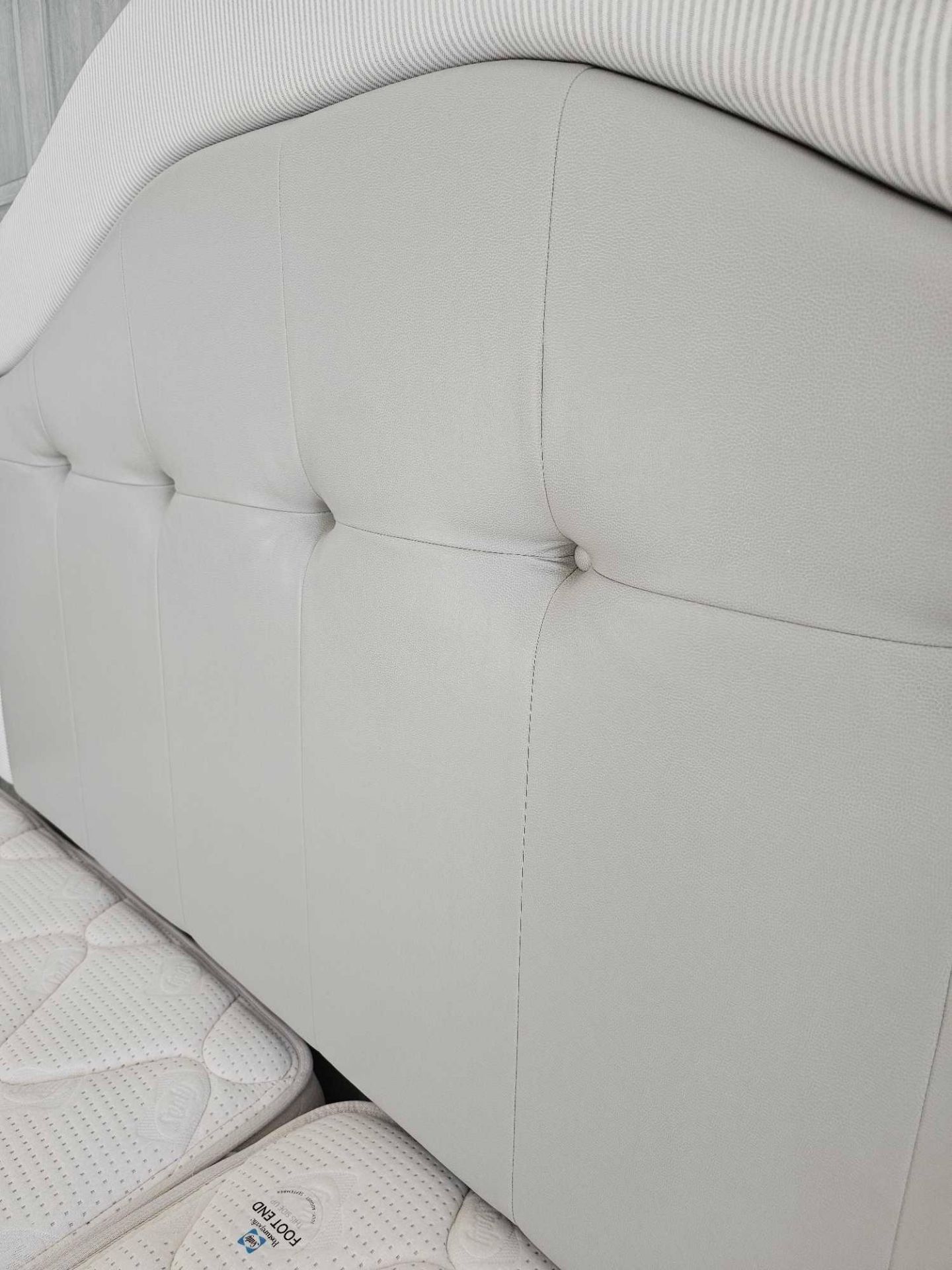 Headboard Upholstered Padded Headboard With Tufted Leather Central Panel And Contemporary Striped - Image 3 of 3