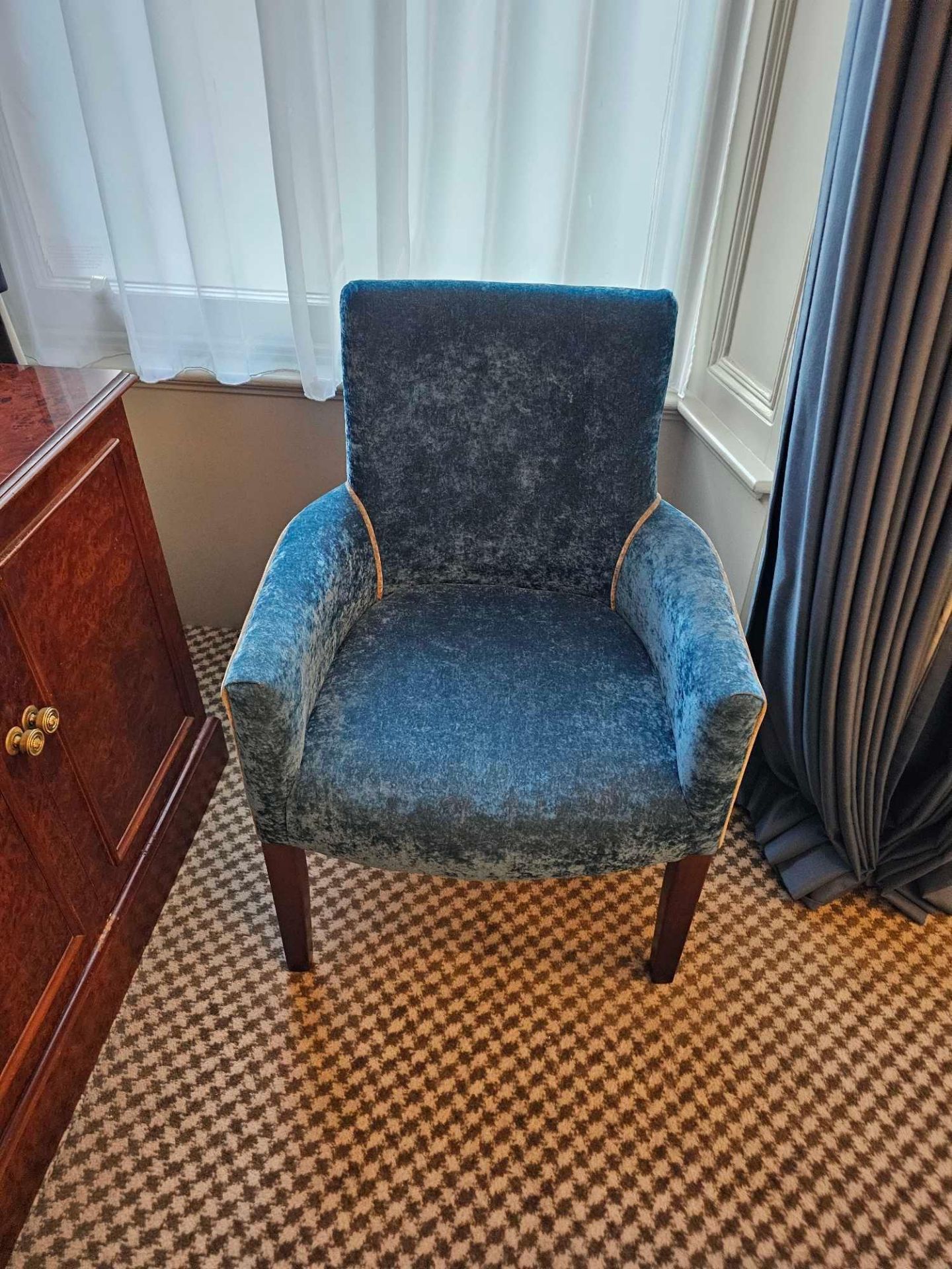 Armchair The Beautiful Teal Velvet Upholstery Is Exceptionally Soft And Luxurious, Providing A