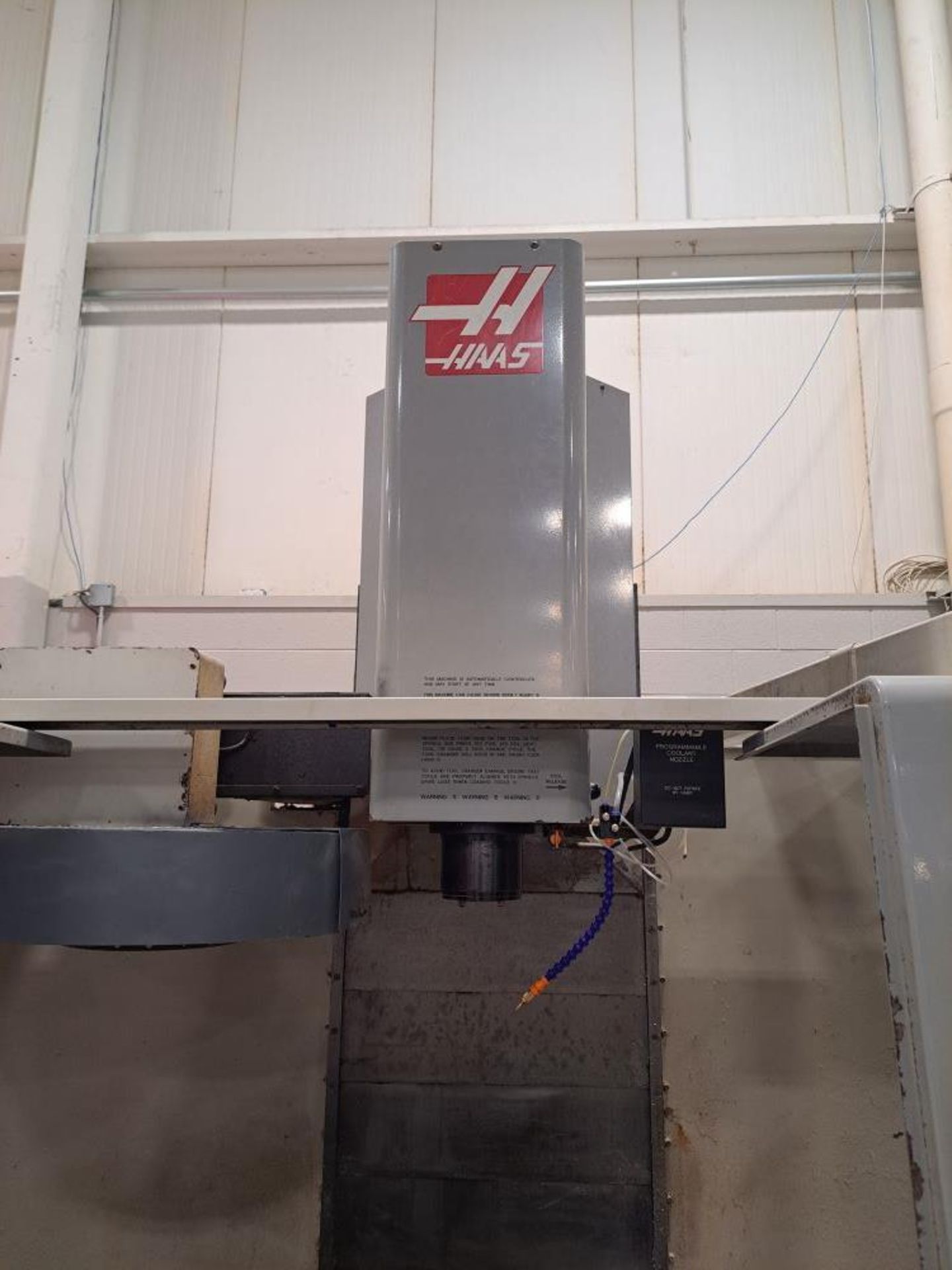 HAAS VF3 CNC VERTICAL MACHINING MILL 1999 IN VERY GOOD WORKING CONDITION - Image 4 of 8