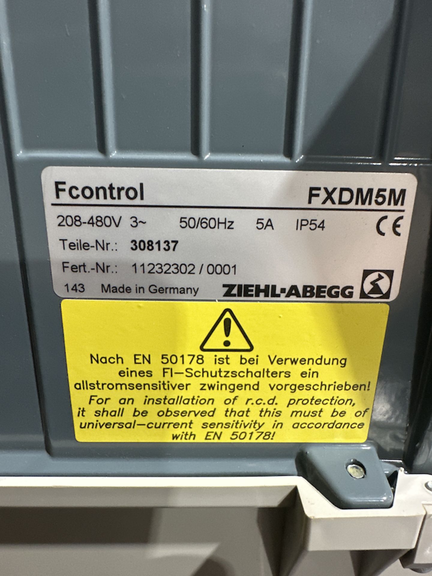 ZIEHL-ABEGG FXDM5M FAN VARIABLE SPEED DRIVE 208-480V 50/60Hz 5A - Image 4 of 4