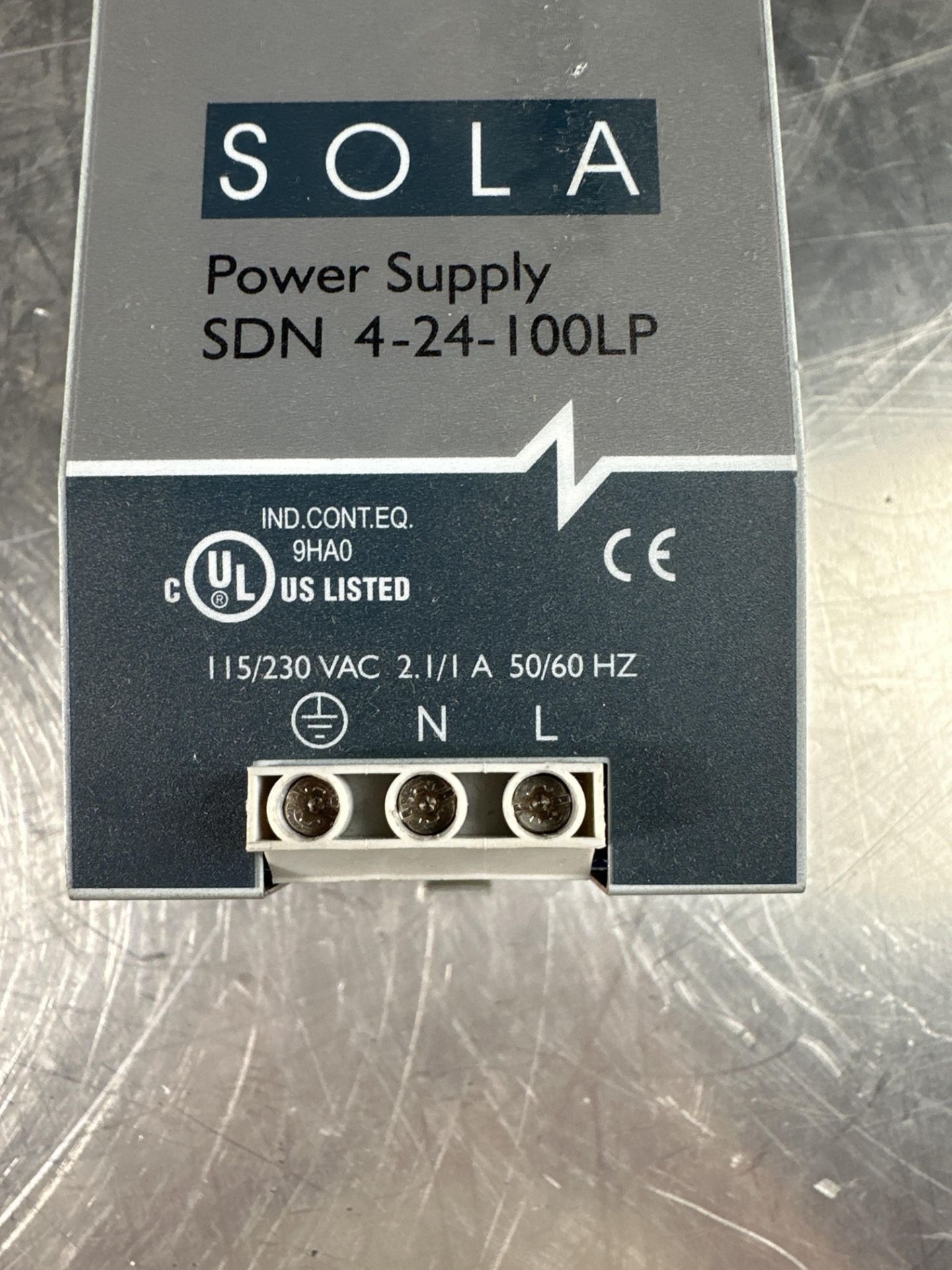 LOT OF 3 SOLA SDN 4-24-100LP 24 VDC 3.8 A POWER SUPPLIES - Image 4 of 5