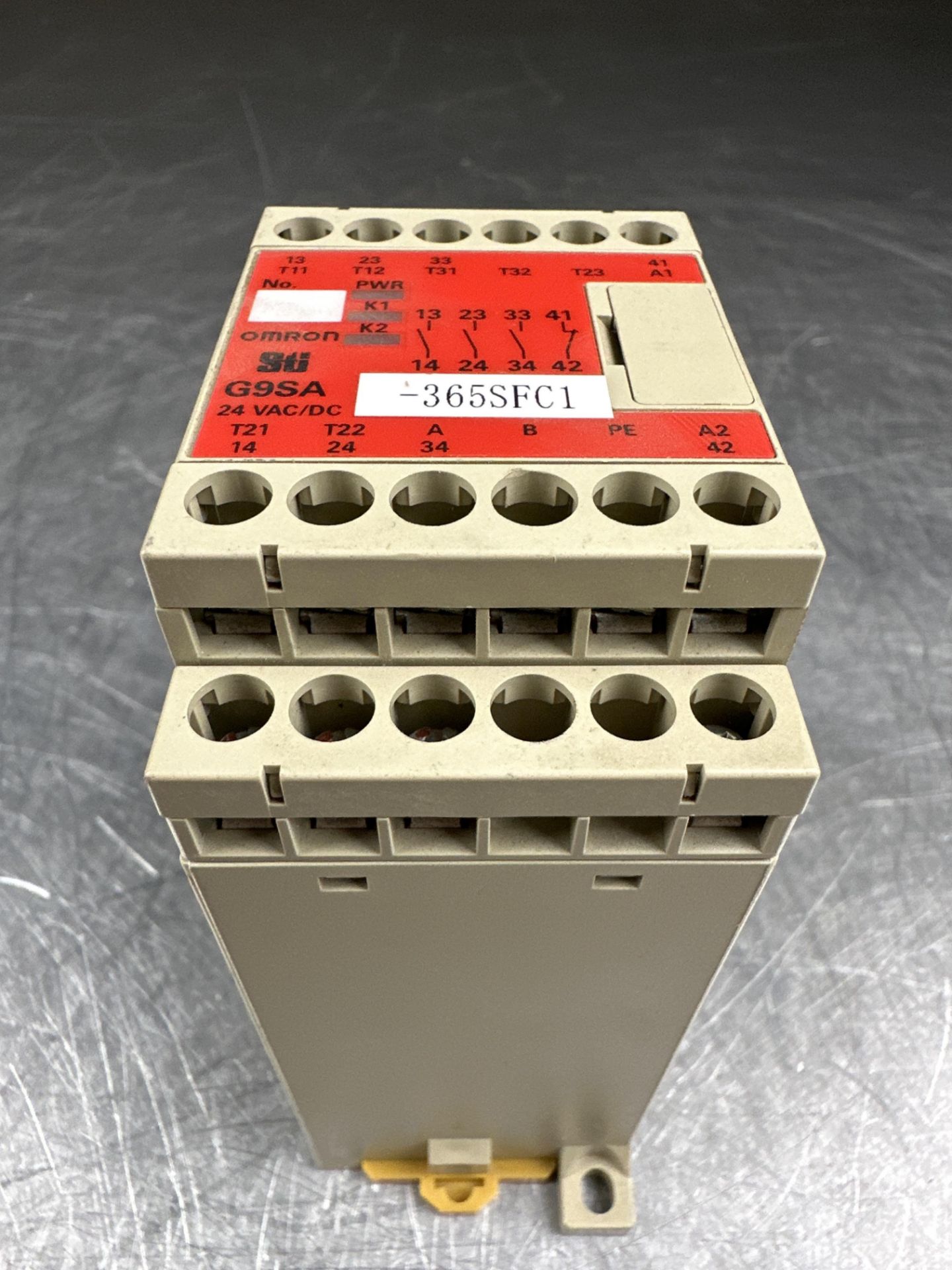 LOT OF 4 OMRON G9SA-301 SAFETY RELAYS - Image 3 of 6