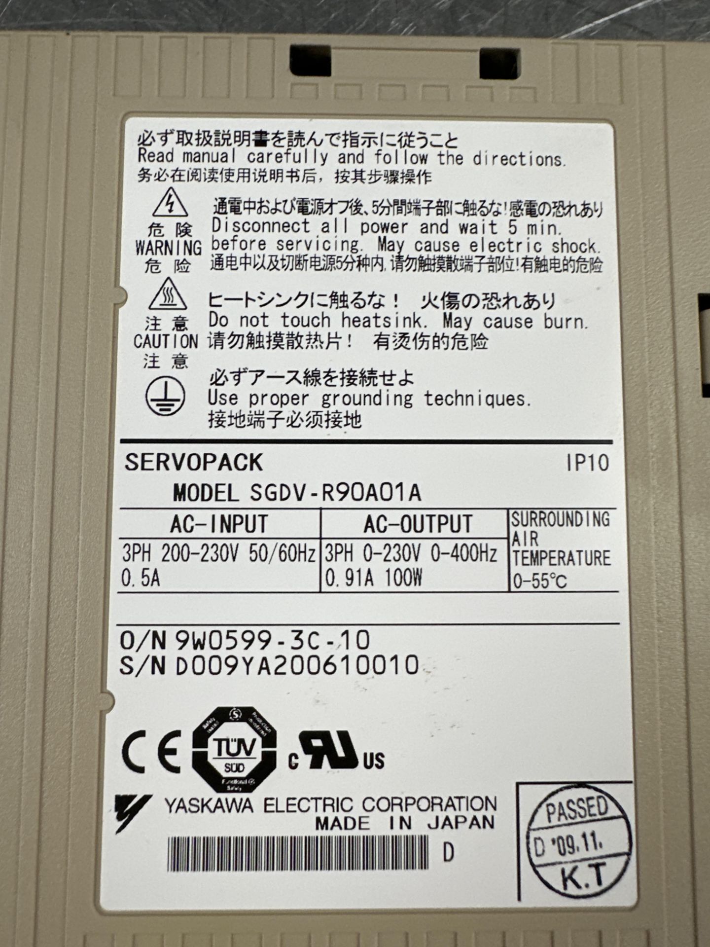 LOT OF 3 YASKAWA SERVO DRIVES (1) SGDV-2R8A11A & (2) SGDV-R90A01A - Image 8 of 11