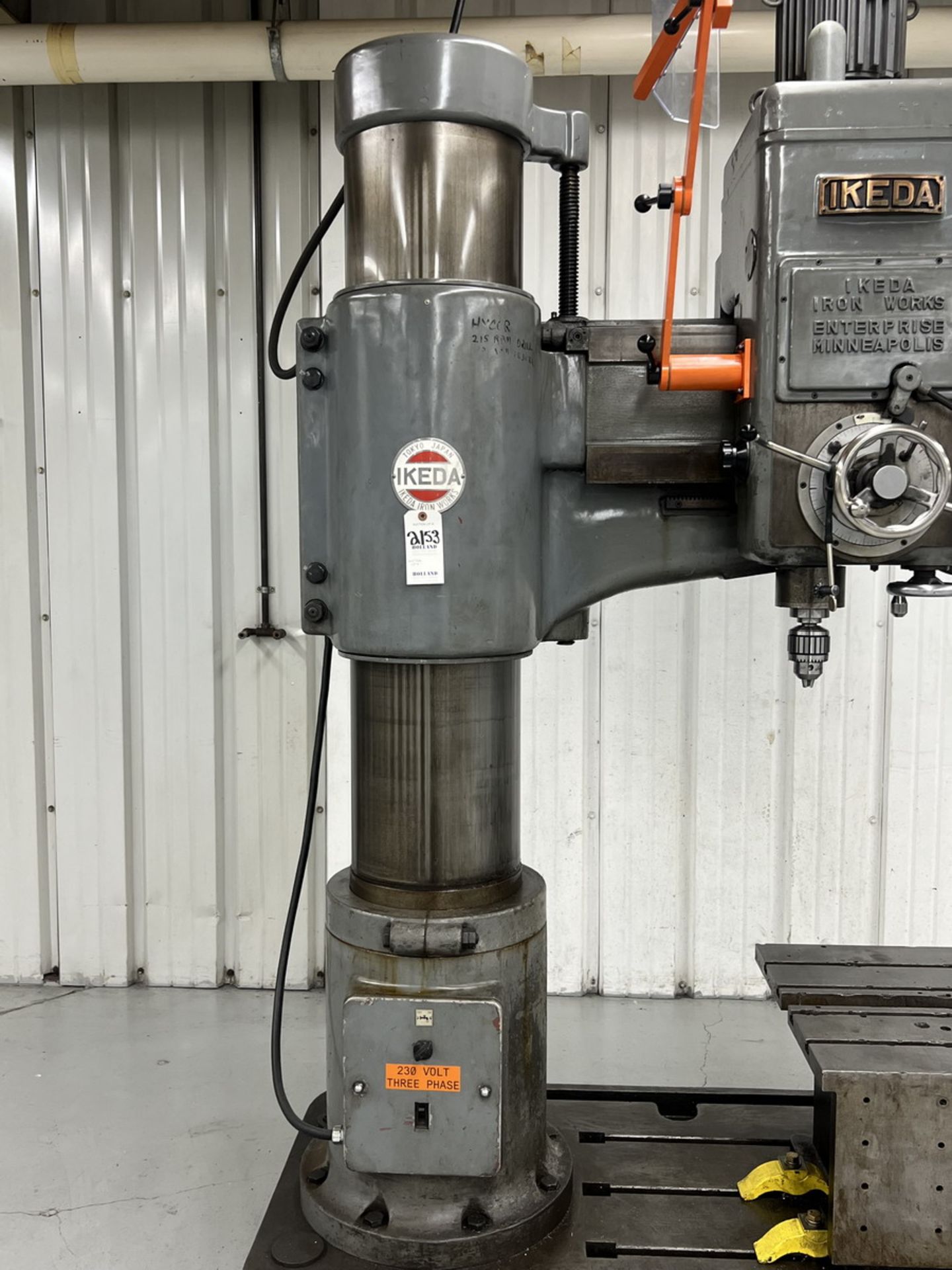 1977 Ikeda Iron Works Type RM1300 Radial Arm Drill - Image 4 of 12