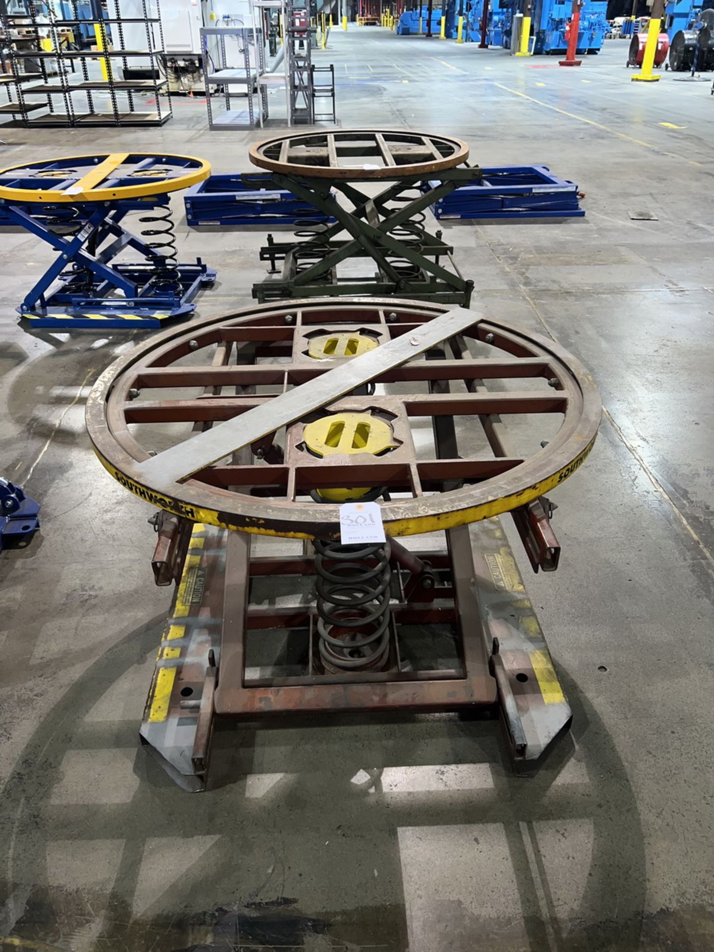 Southworth 44" Spring Loaded Rotary Lift Table
