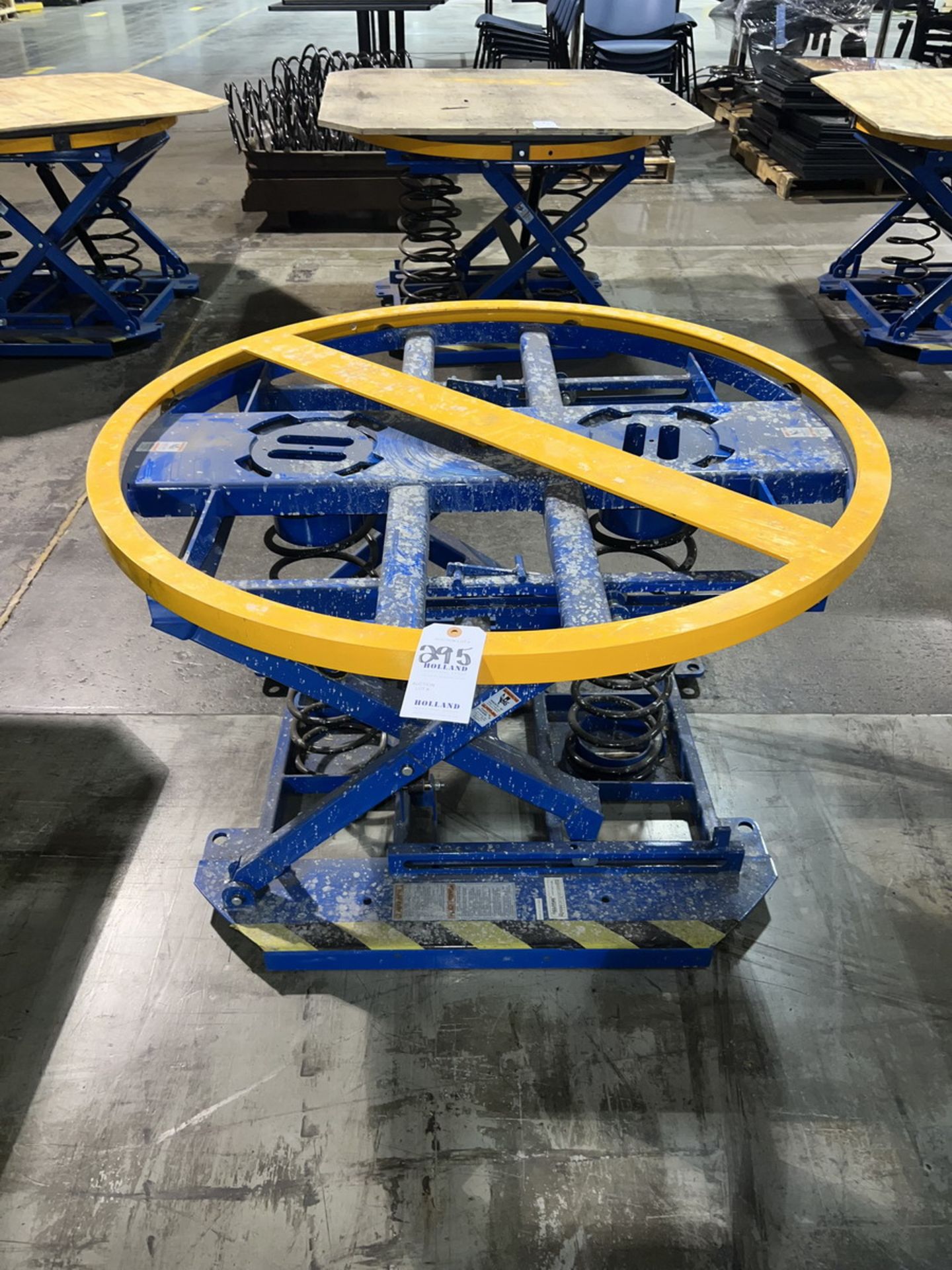 Global 4500Lb. 44" Spring Loaded Rotary Lift Table