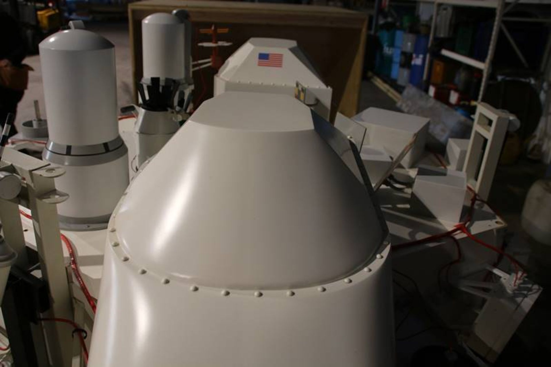 Viking Lander model with astronaut - Bild 7 aus 37