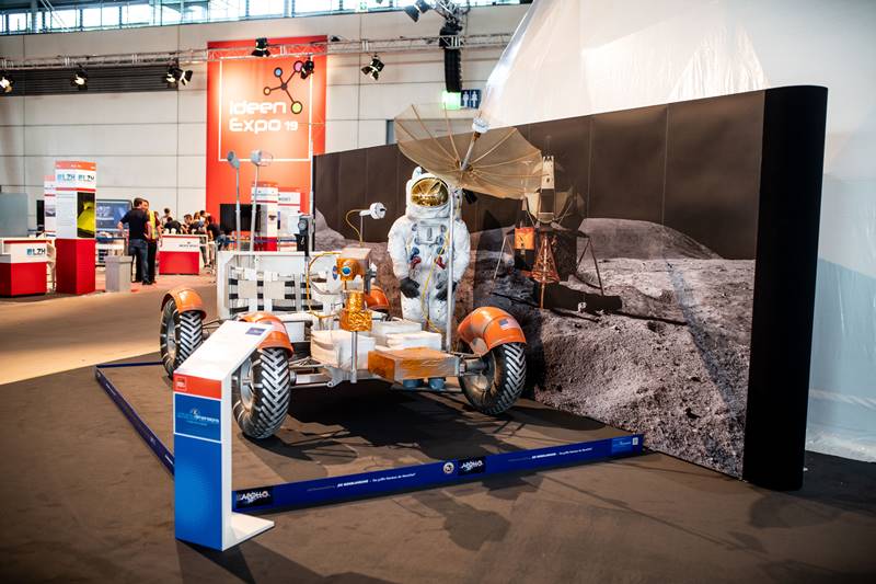 Luna Rover Model - Bild 5 aus 15