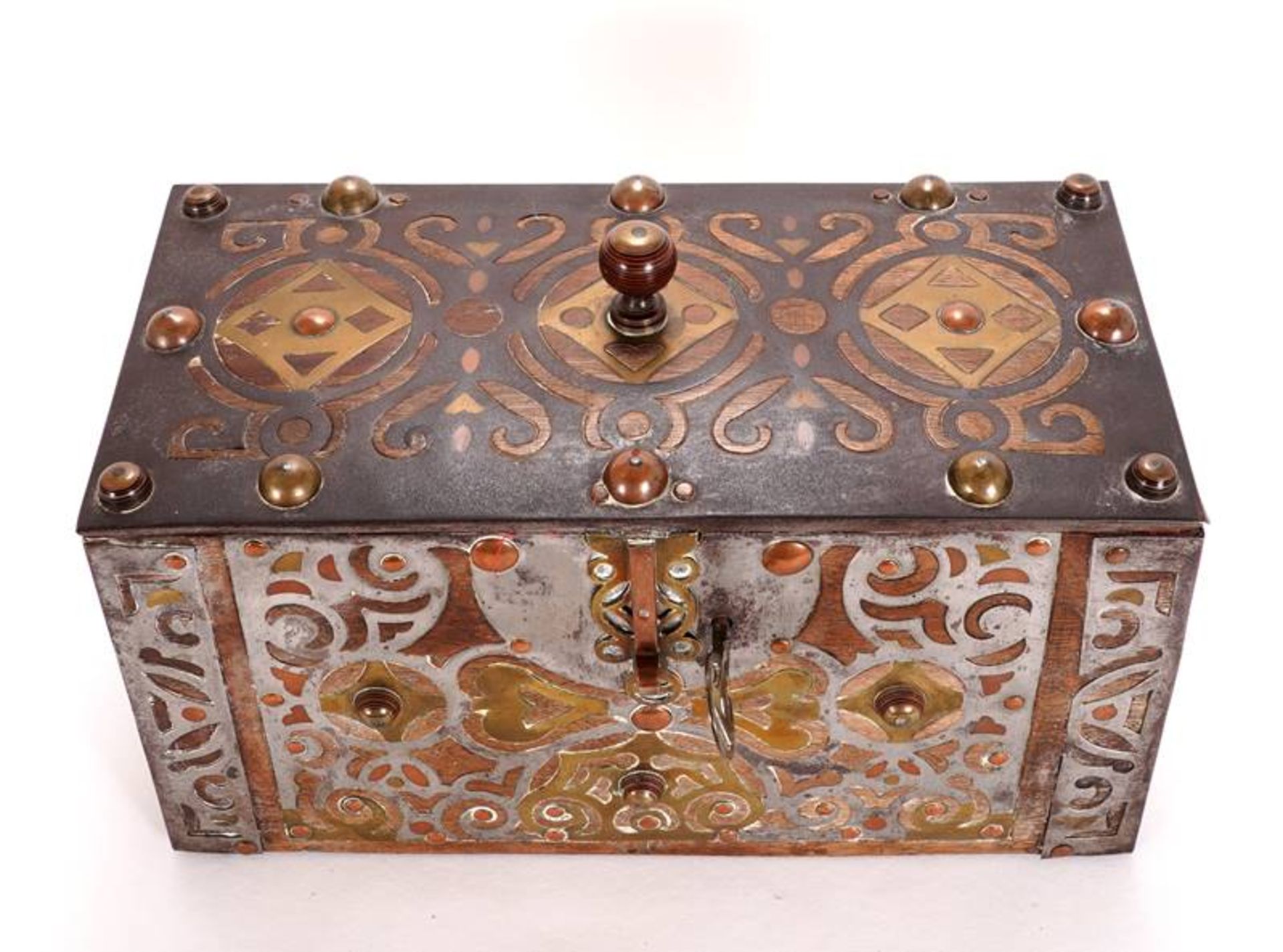 Arabic Chest - Image 5 of 7