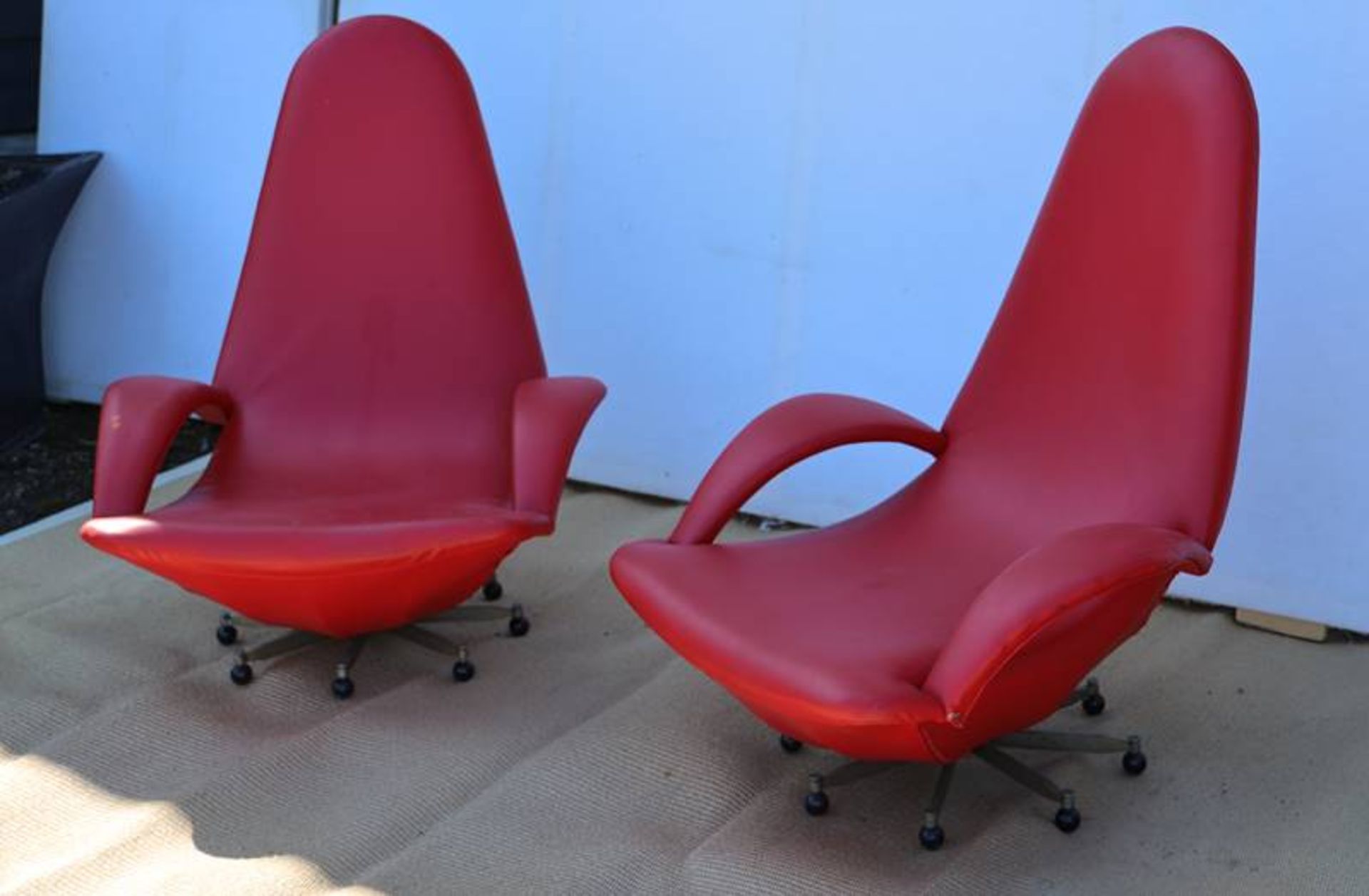 Pair of design armchairs - Image 2 of 10