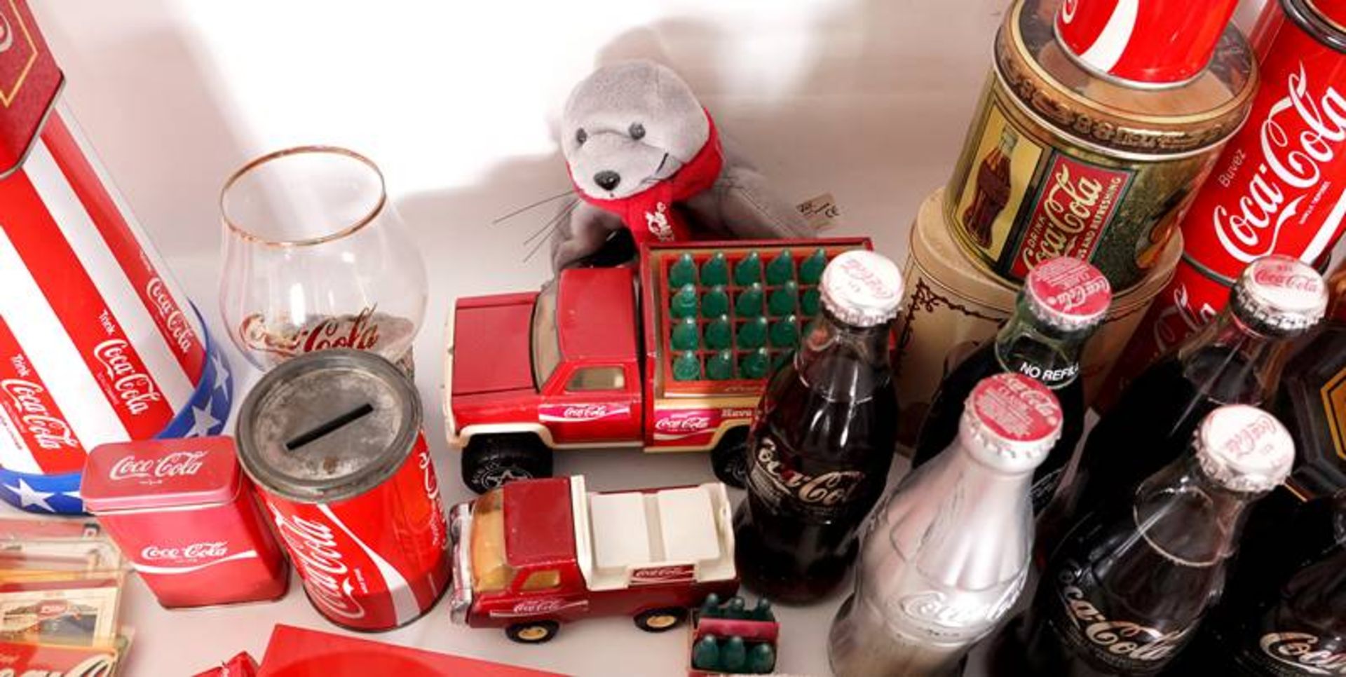 Convolute of Coca-Cola promotional items - Image 2 of 4