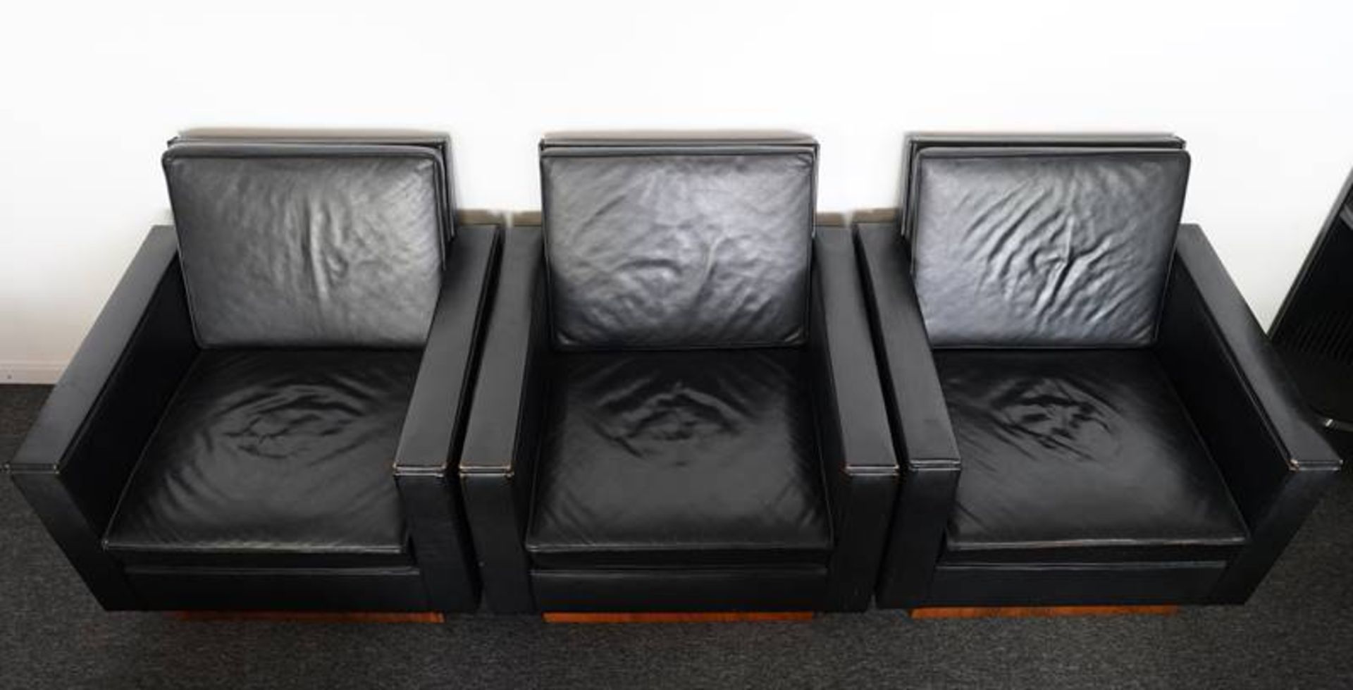 Six design armchairs - Image 5 of 7