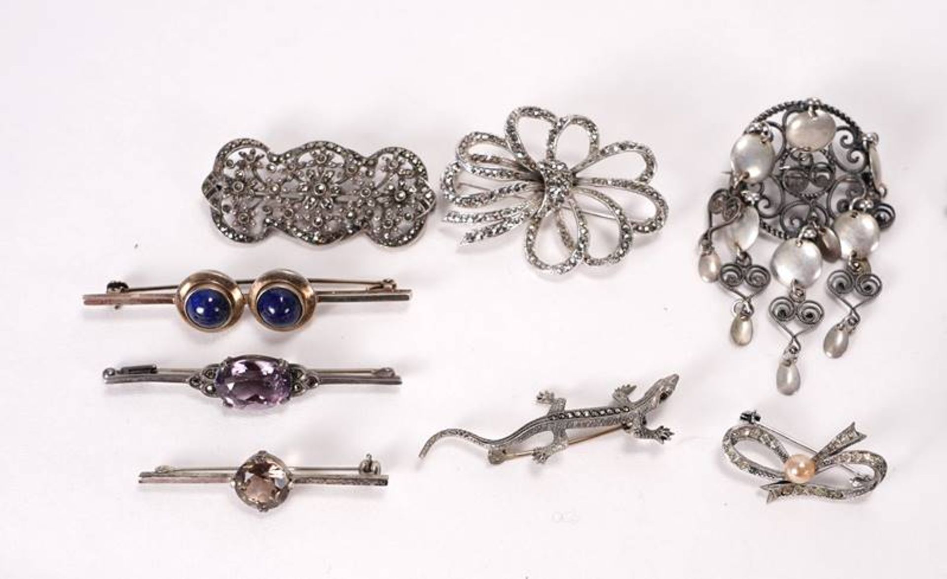 Mixed Brooches - Image 2 of 3