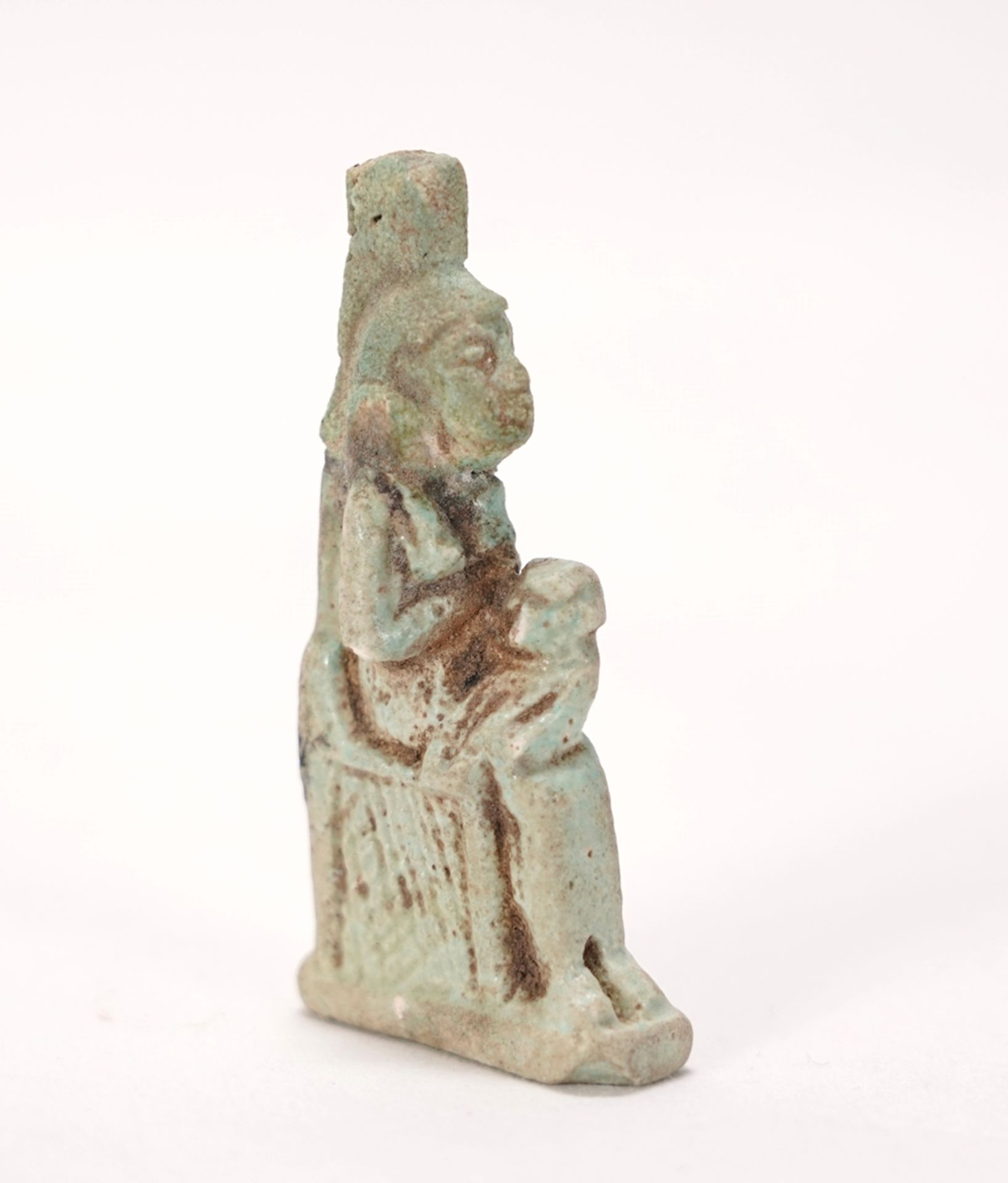 Figure of Isis - Image 2 of 3