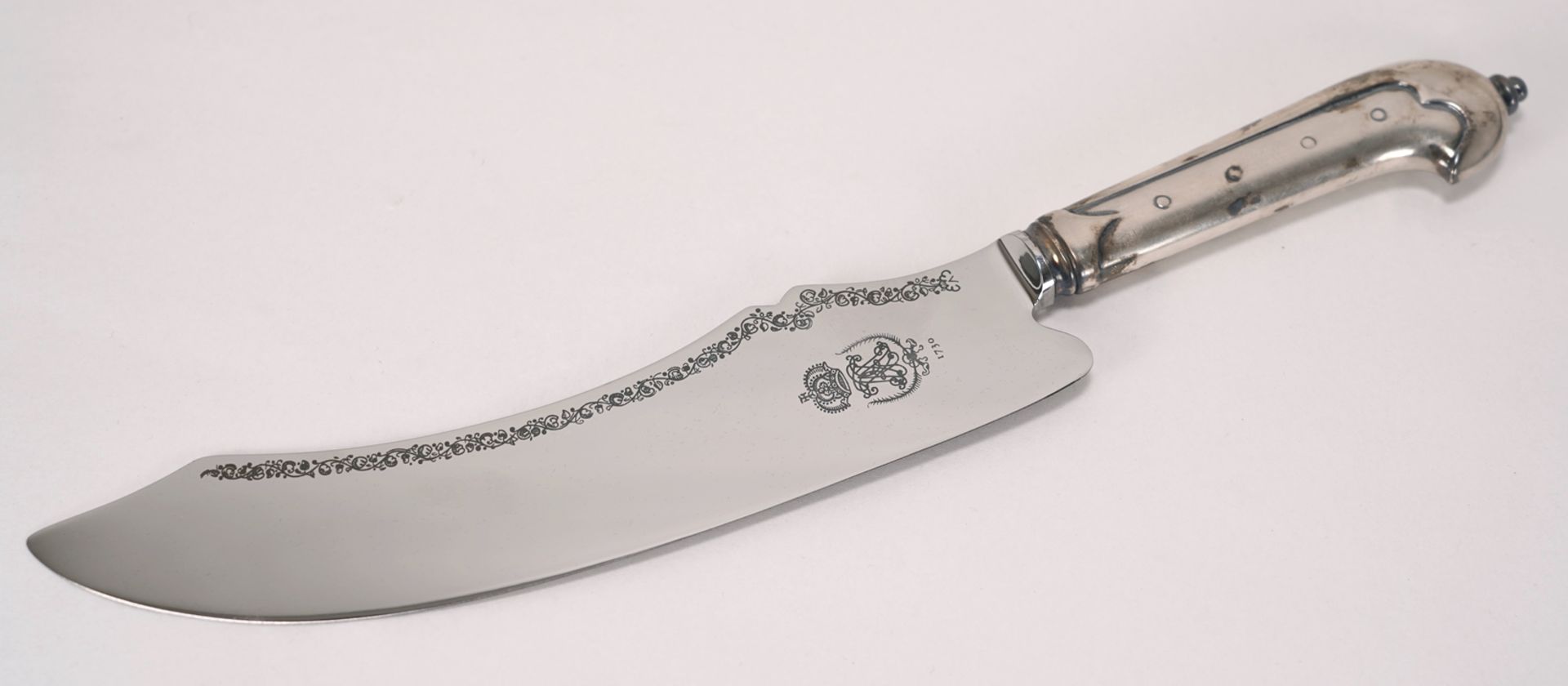 Dresden Stollen Knife