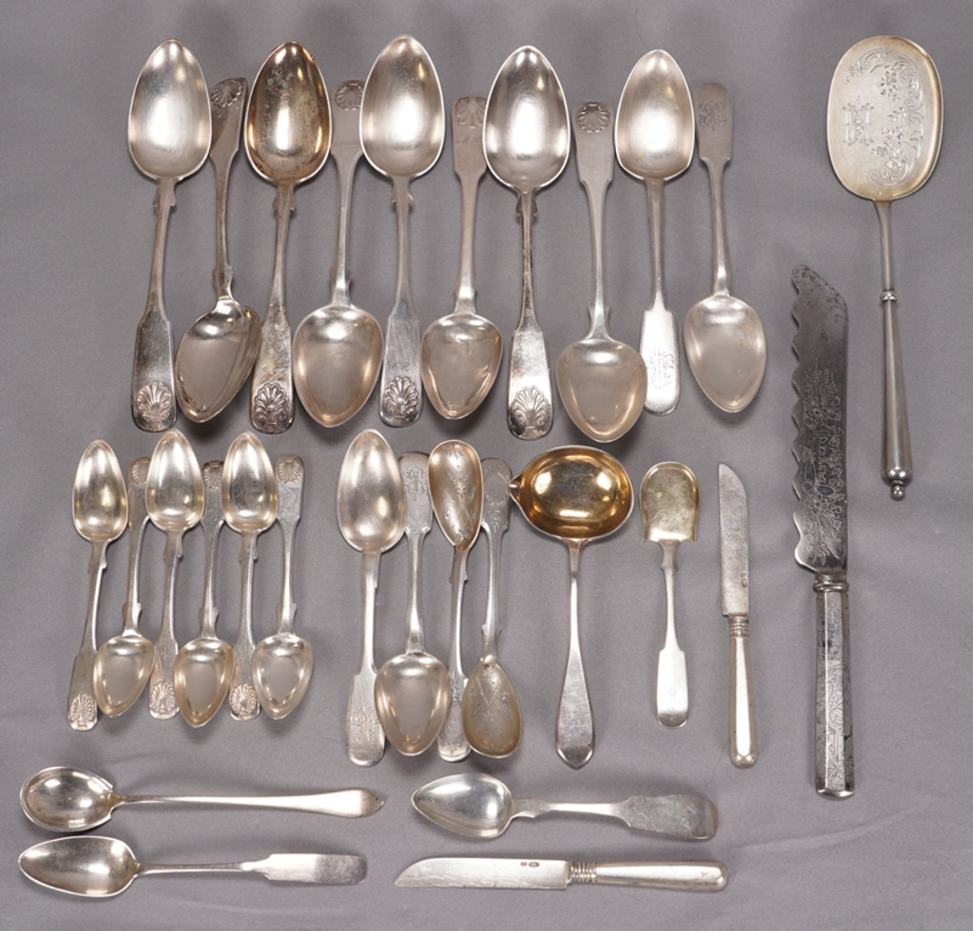Mixed silver cutlery