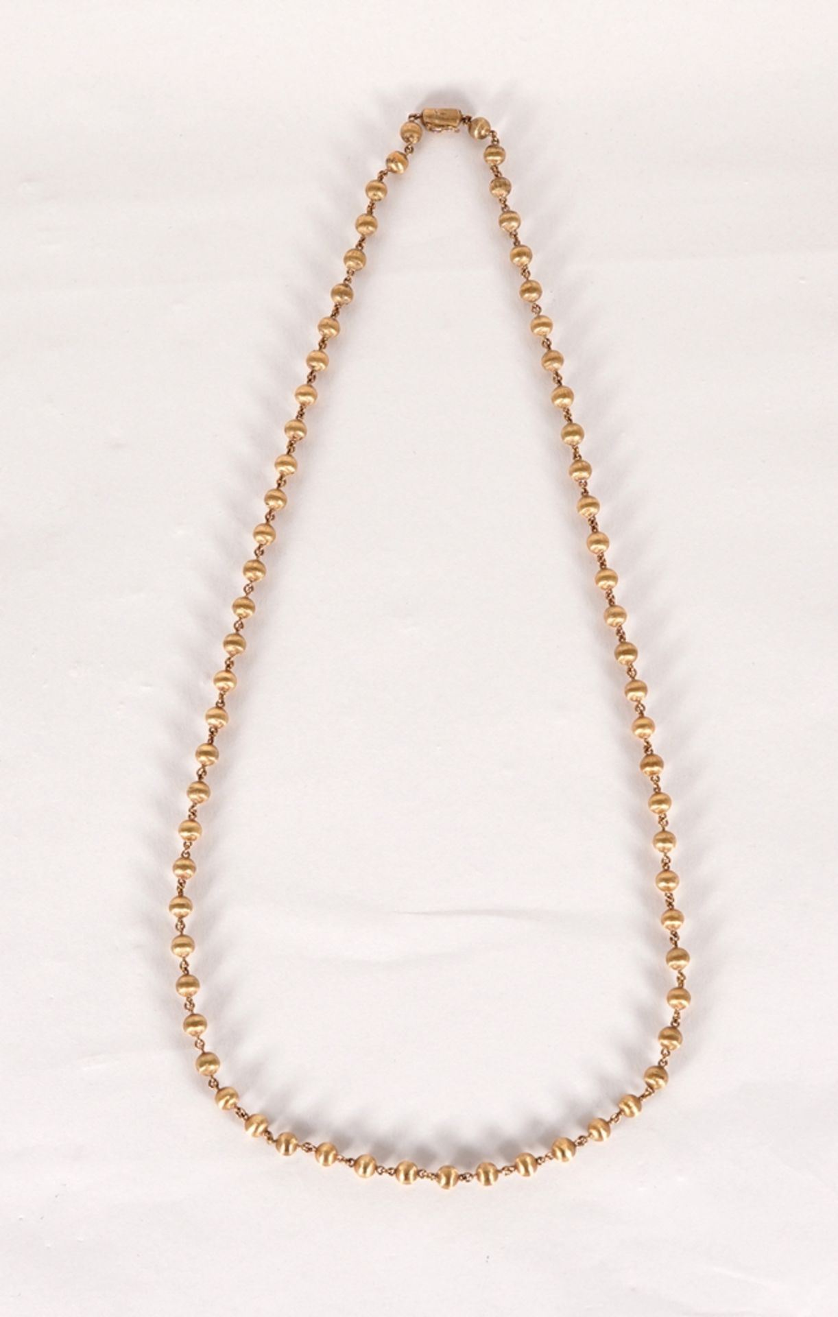 Extravagant gold necklace