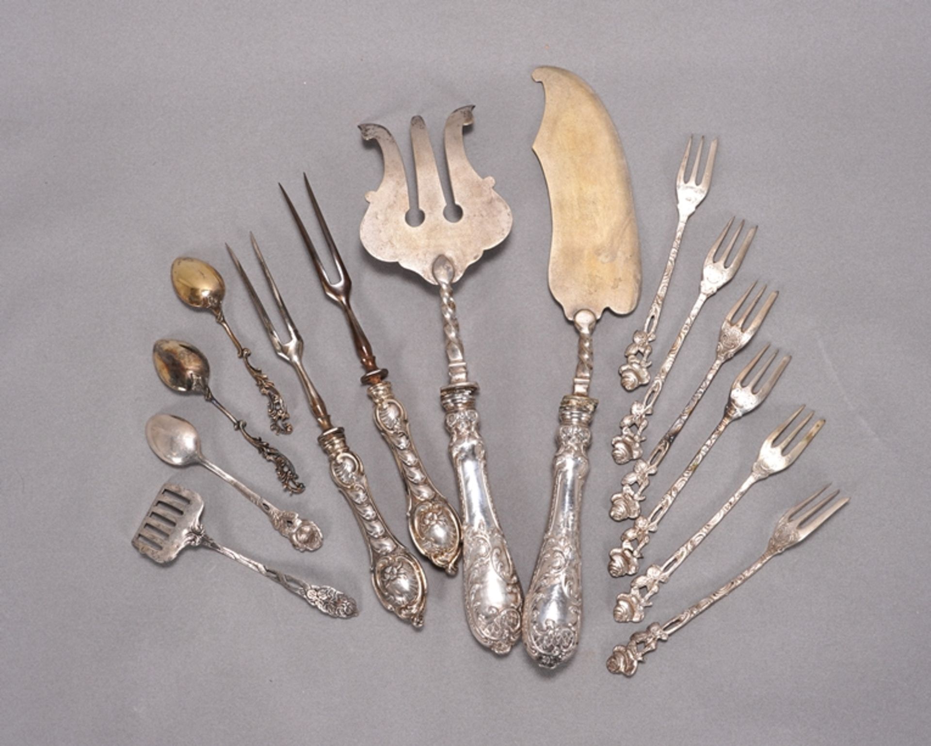 Small silver cutlery - Image 2 of 3