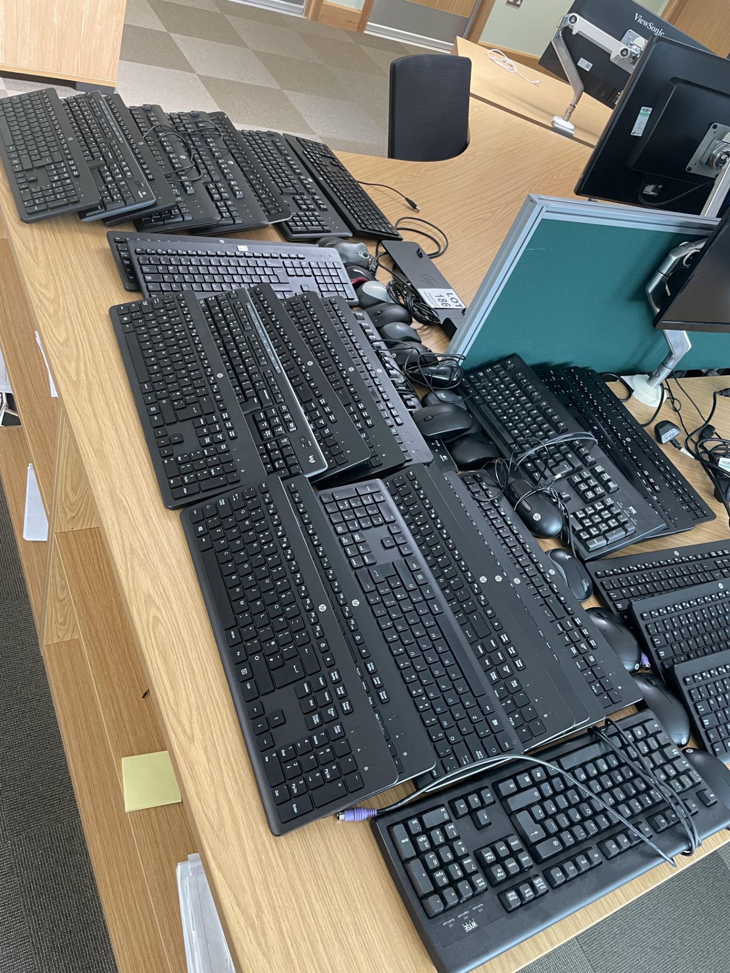 31 x Hp/Logi wireless keyboards with 16 wireless mice – (Please note only 9 USB connectors) and an